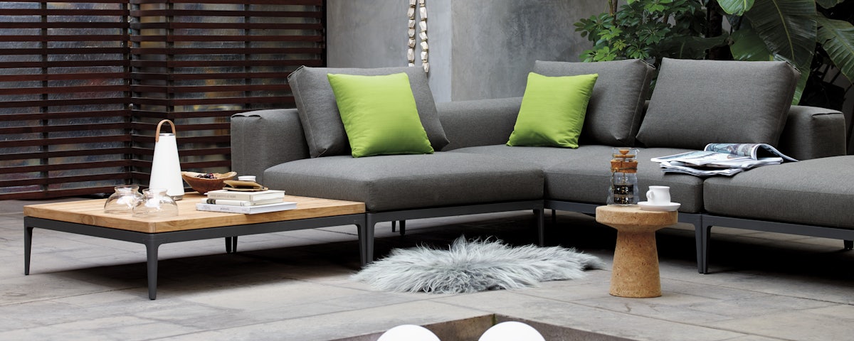 Grid Corner Sectional with Table