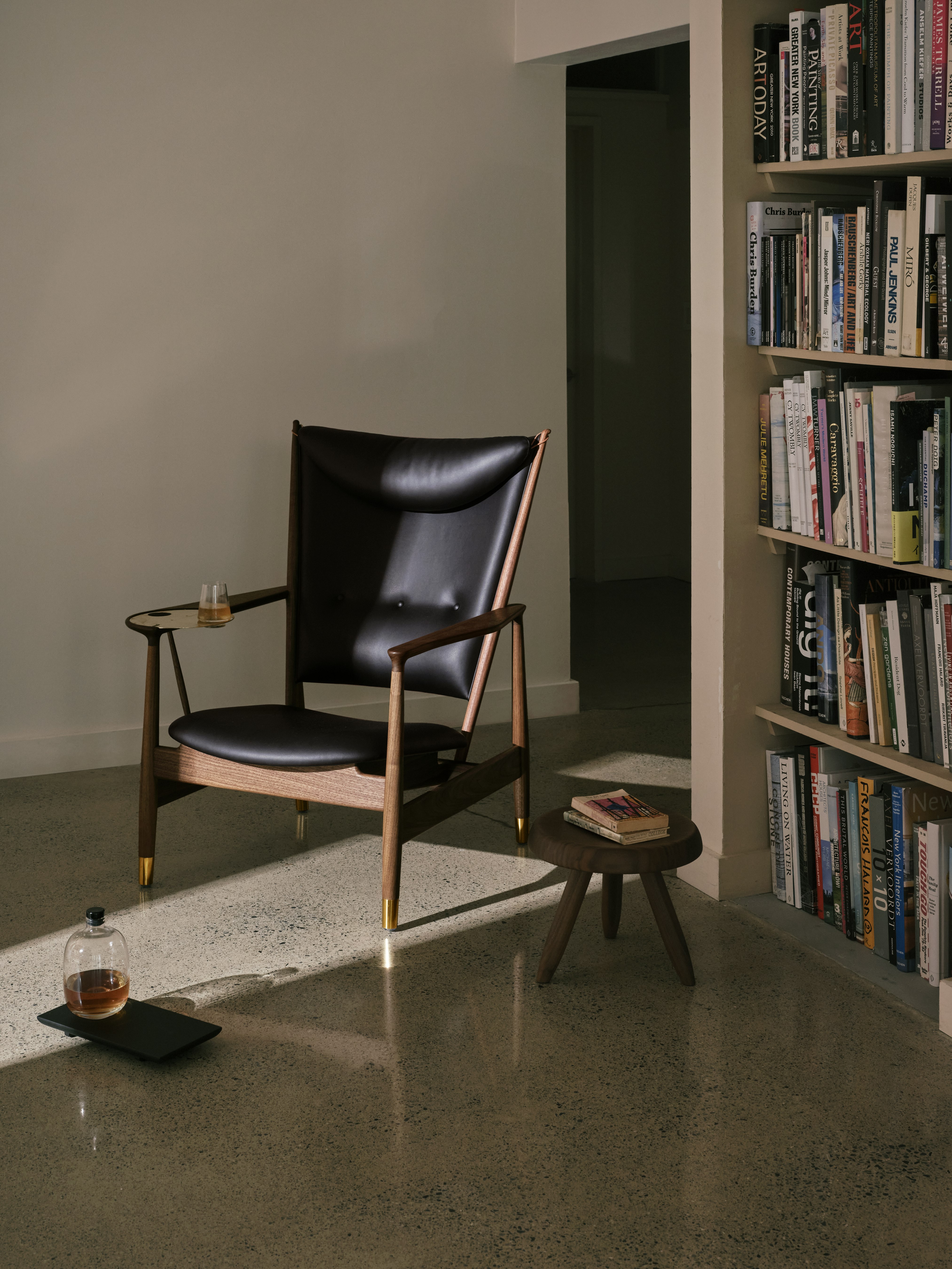 Malt Set - Whiskey Bottle with Wooden Tray
