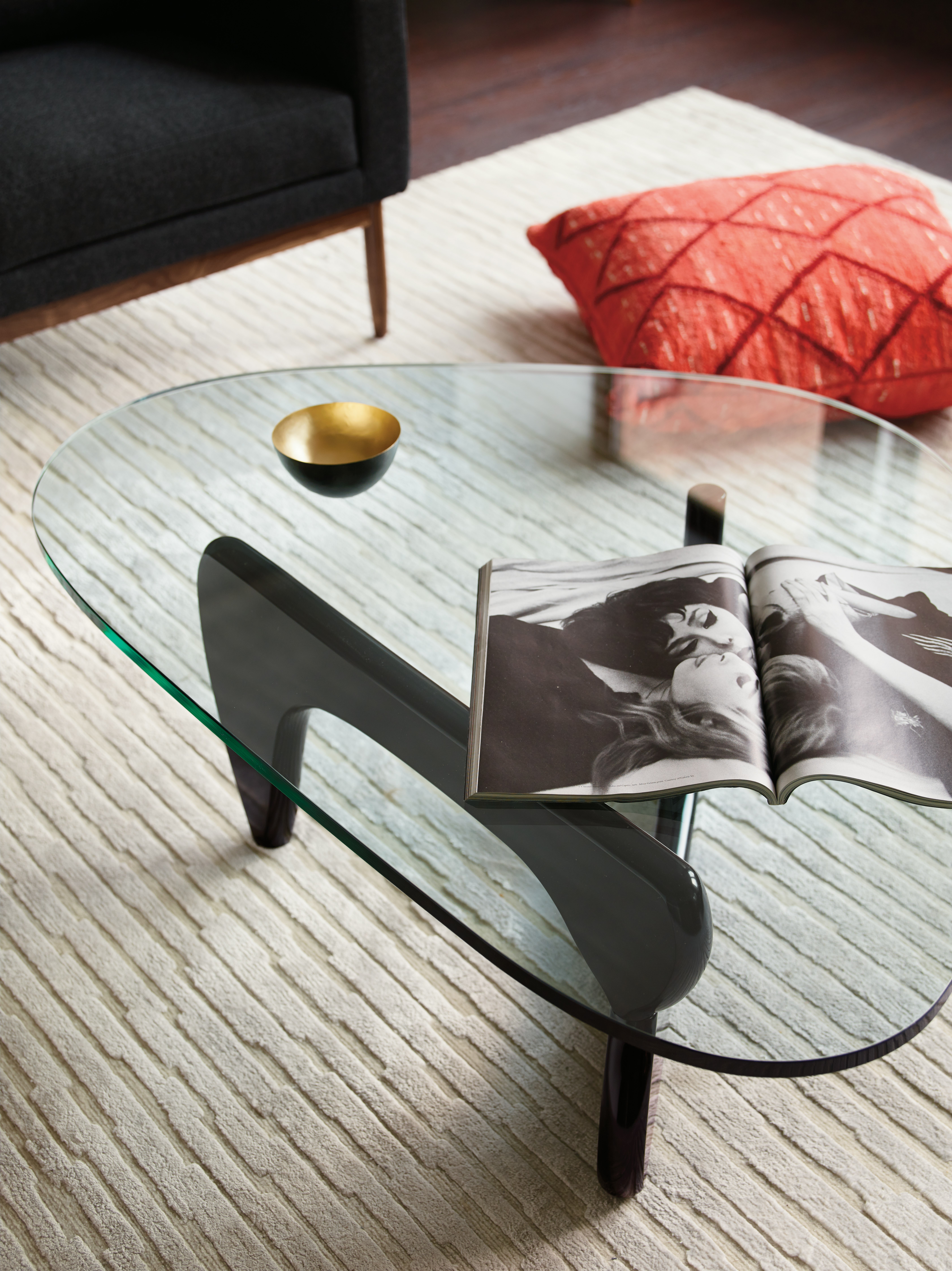 Noguchi Table