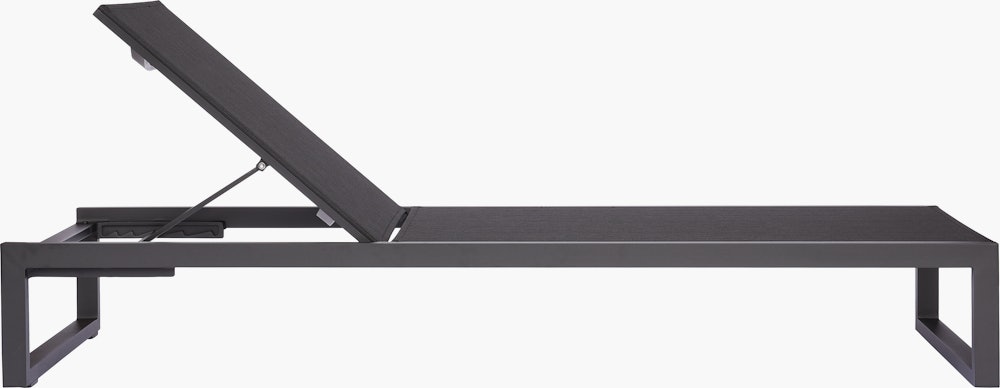 Eos Chaise Lounge in Black