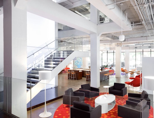 Andrews McMeel Universal The AMU lounge is appointed with comfortable Divina Lounge and Saarinen Womb seating.