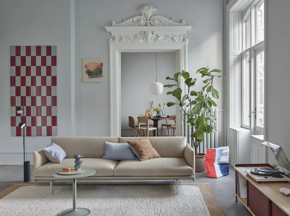 Outline Sofa, 3 Seater Outline Sofa, 3 Seater