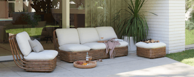 Outdoor Sofas + Sectionals