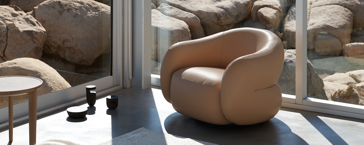 Soffi Swivel Chair