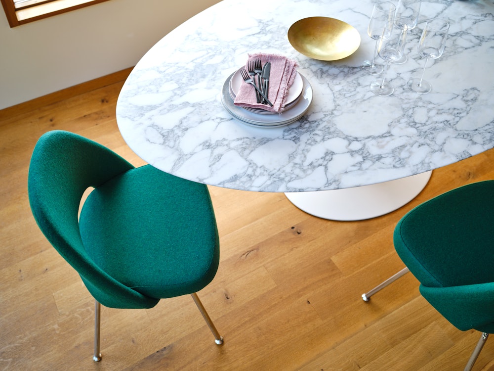 Saarinen Dining Table, Round | Knoll Saarinen Dining Table, Round | Knoll