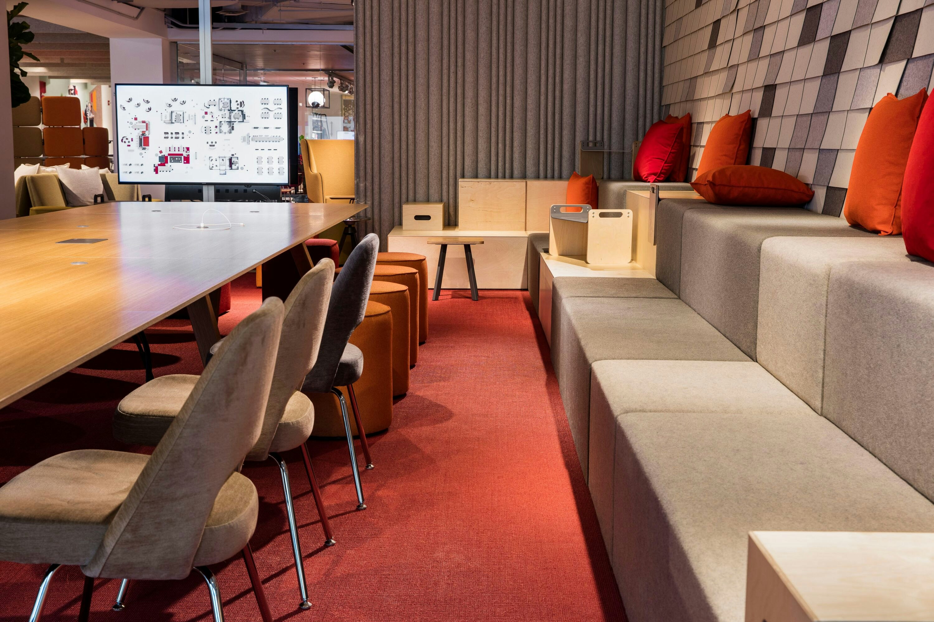 Rockwell Unscripted Lap Tray Knoll