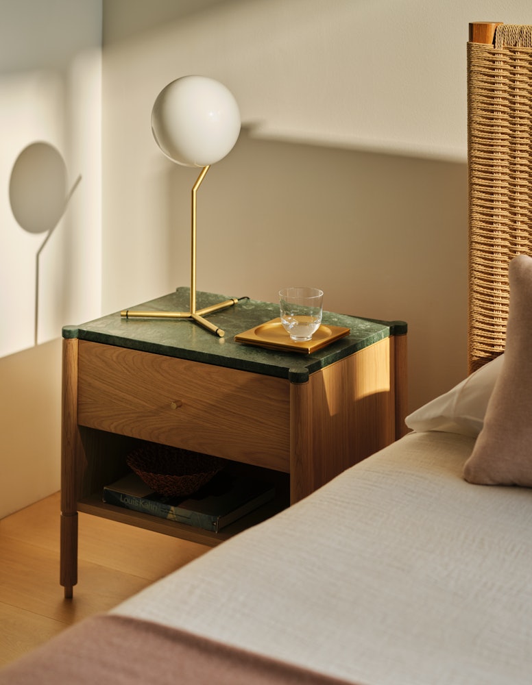 IC Table Lamp