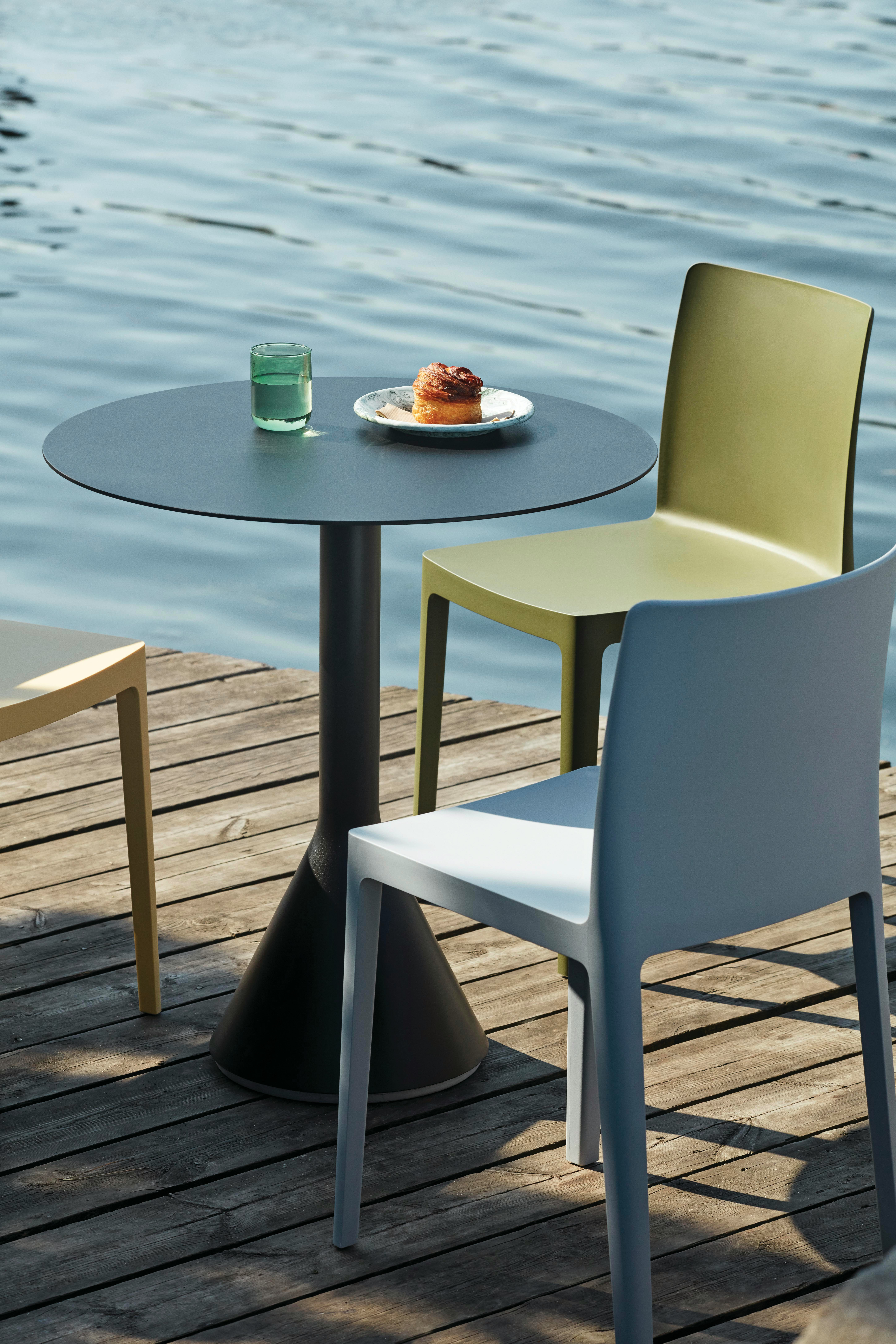 Palissade Cone Table