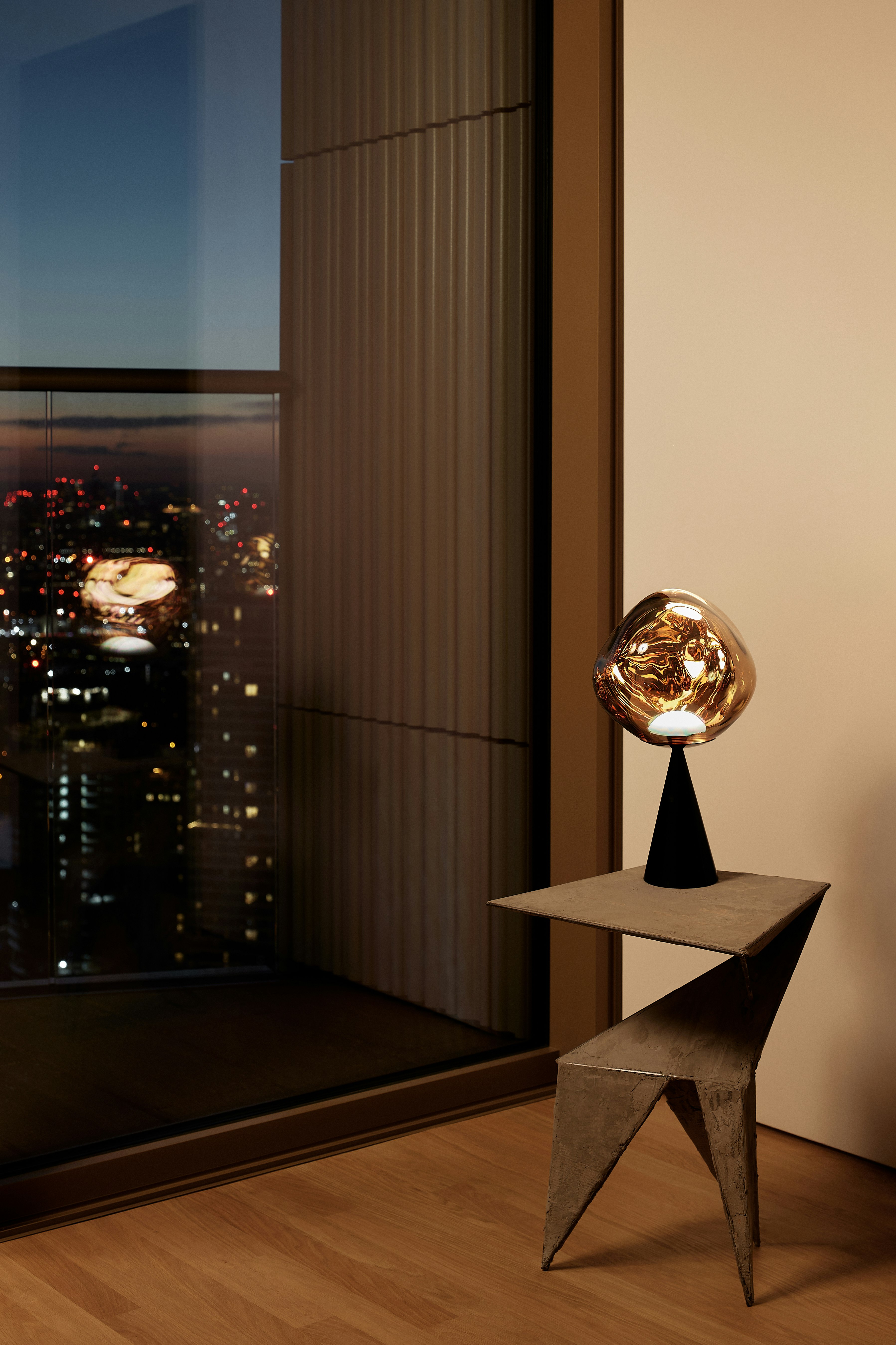 Melt Table Lamp – Design Within Reach