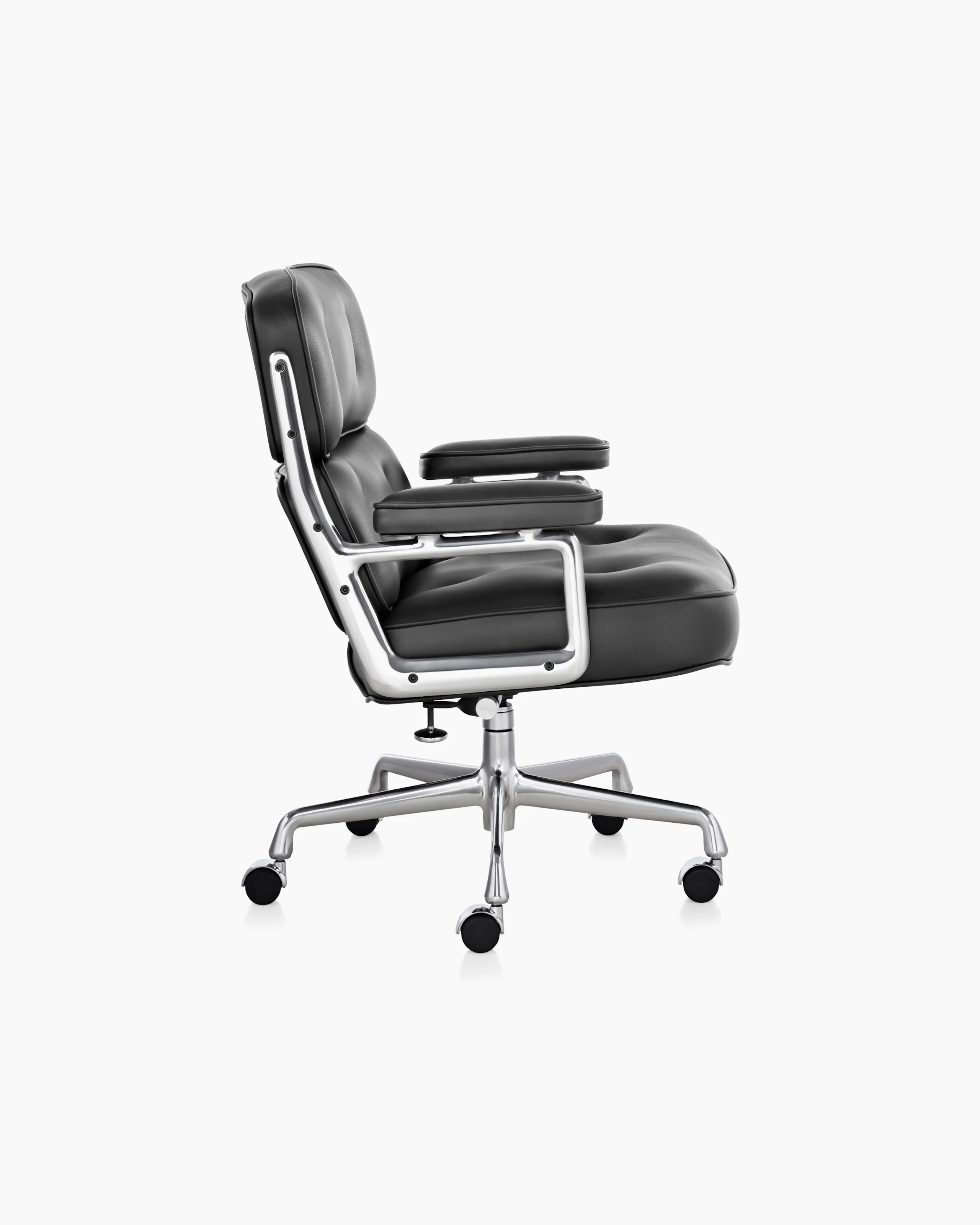 Eames Executive Chair