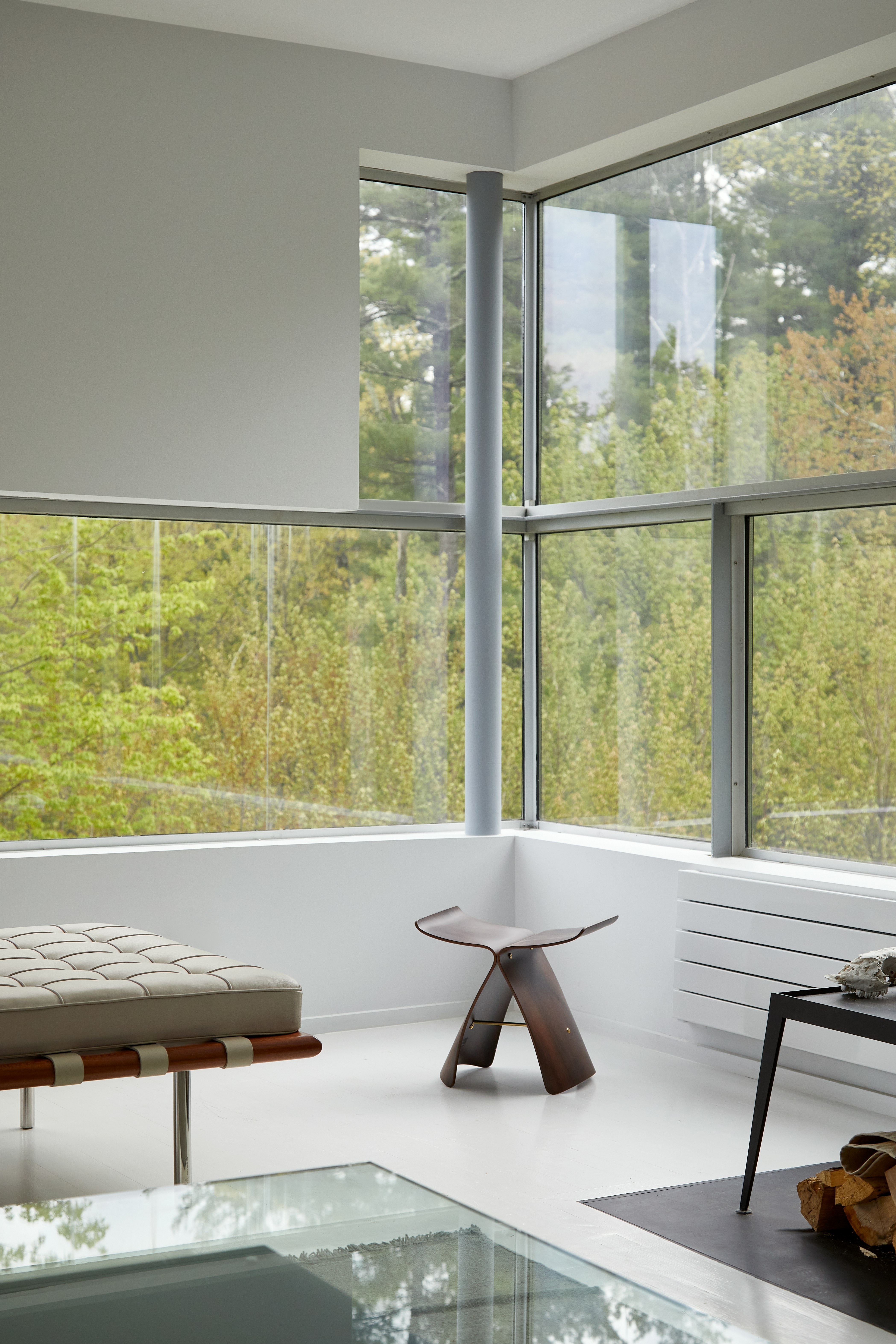 Yanagi Butterfly Stool