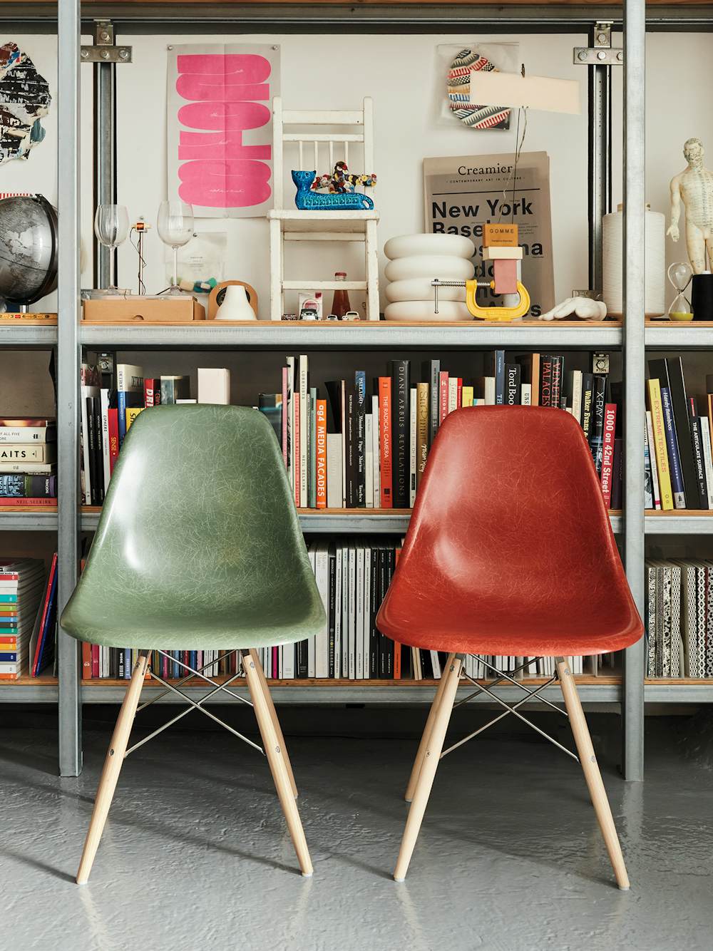 Eames Molded Fiberglass Side Chair