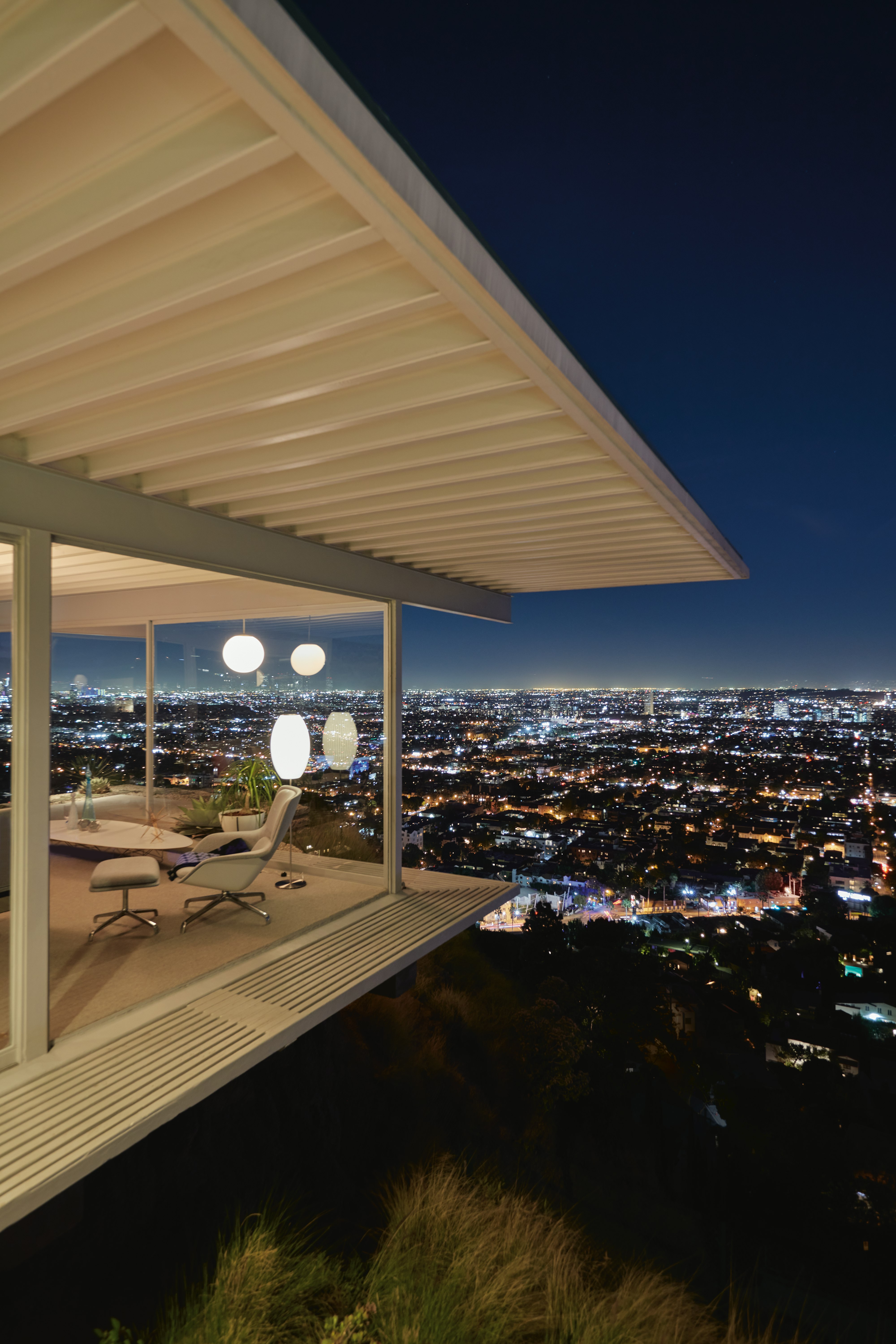 Nelson Cigar Lotus Floor Lamp