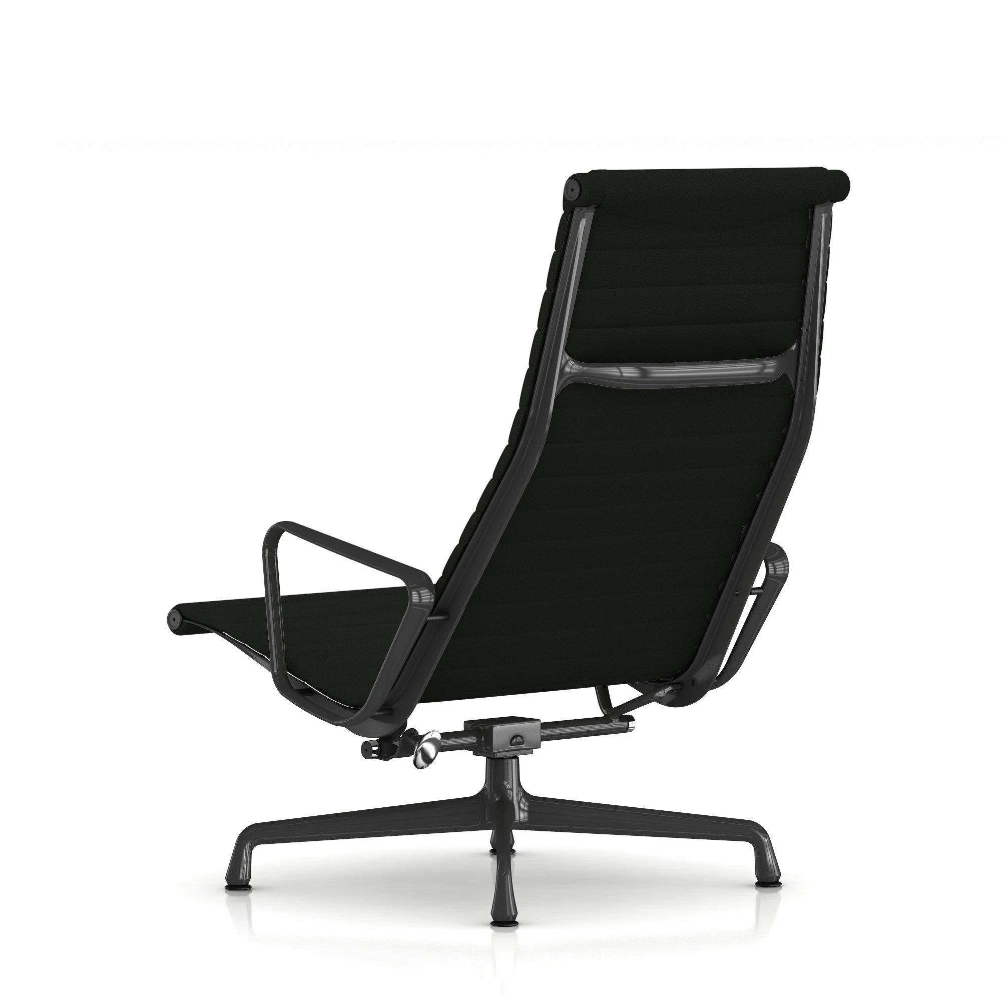 Eames Aluminum Group Lounge Chair