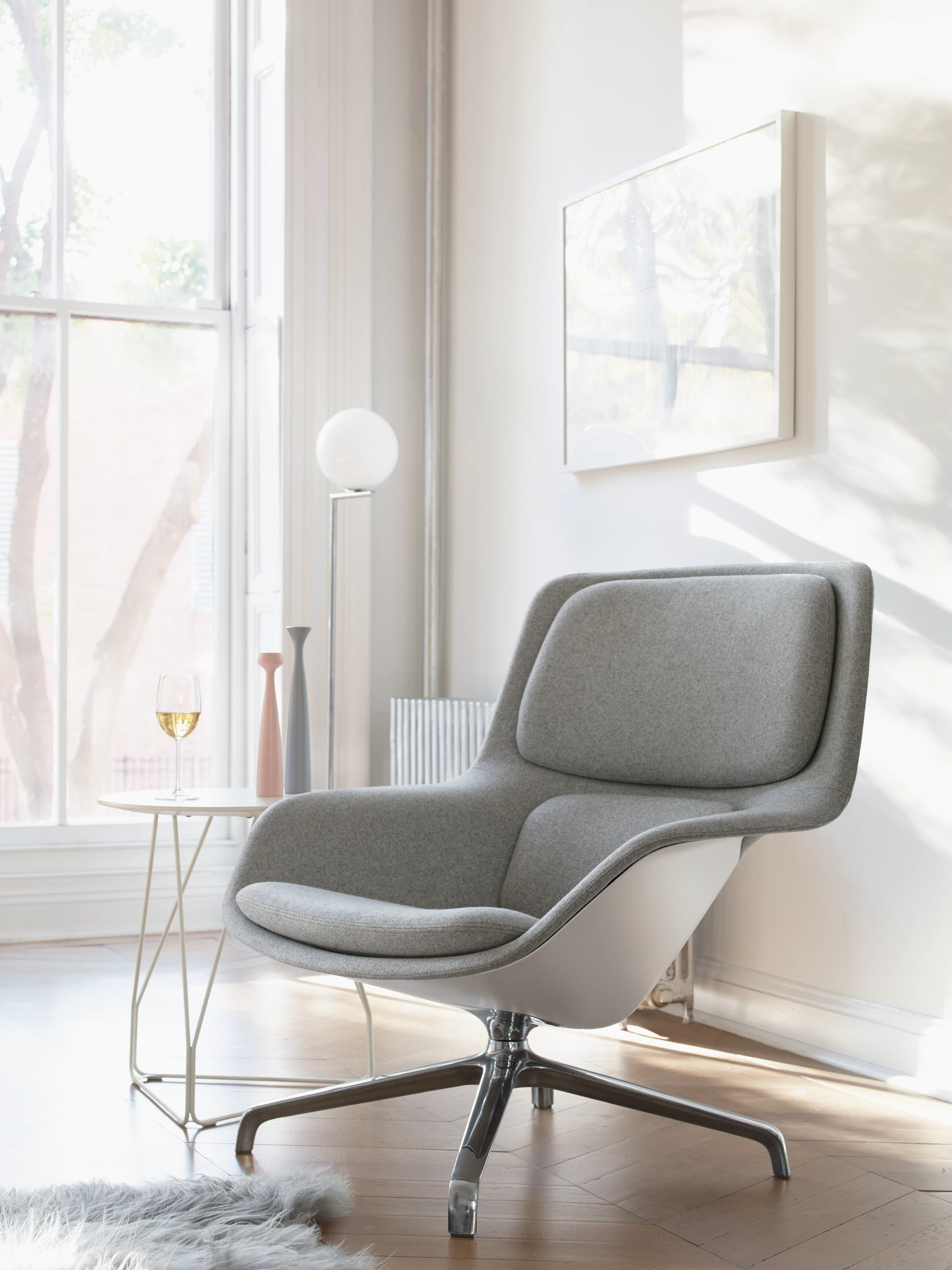 Striad Lounge Chair