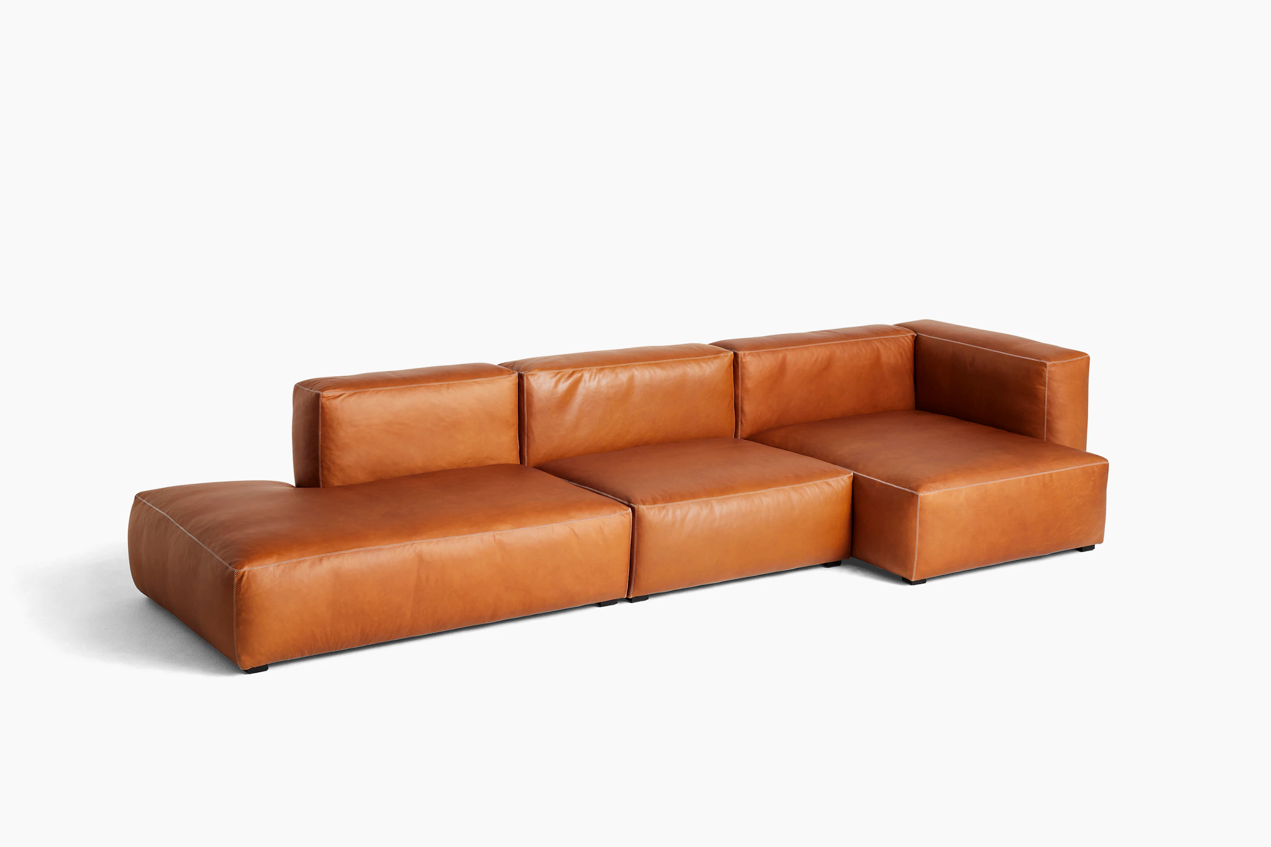 A front angle view of the Mags Soft Sectional Sofa with chaise.