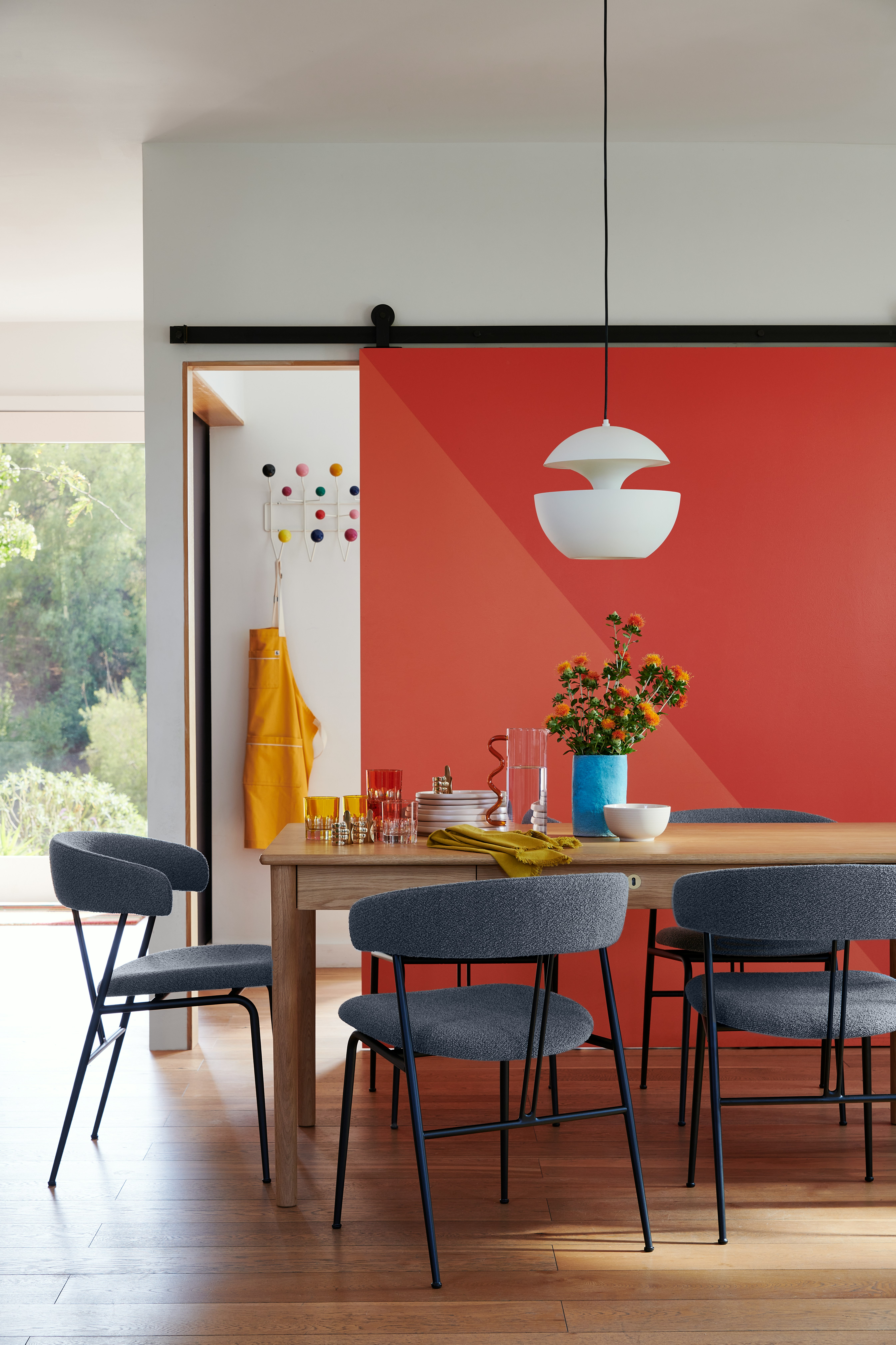 Ellen Bennett Dining Room with Edel Table and Violin Chairs