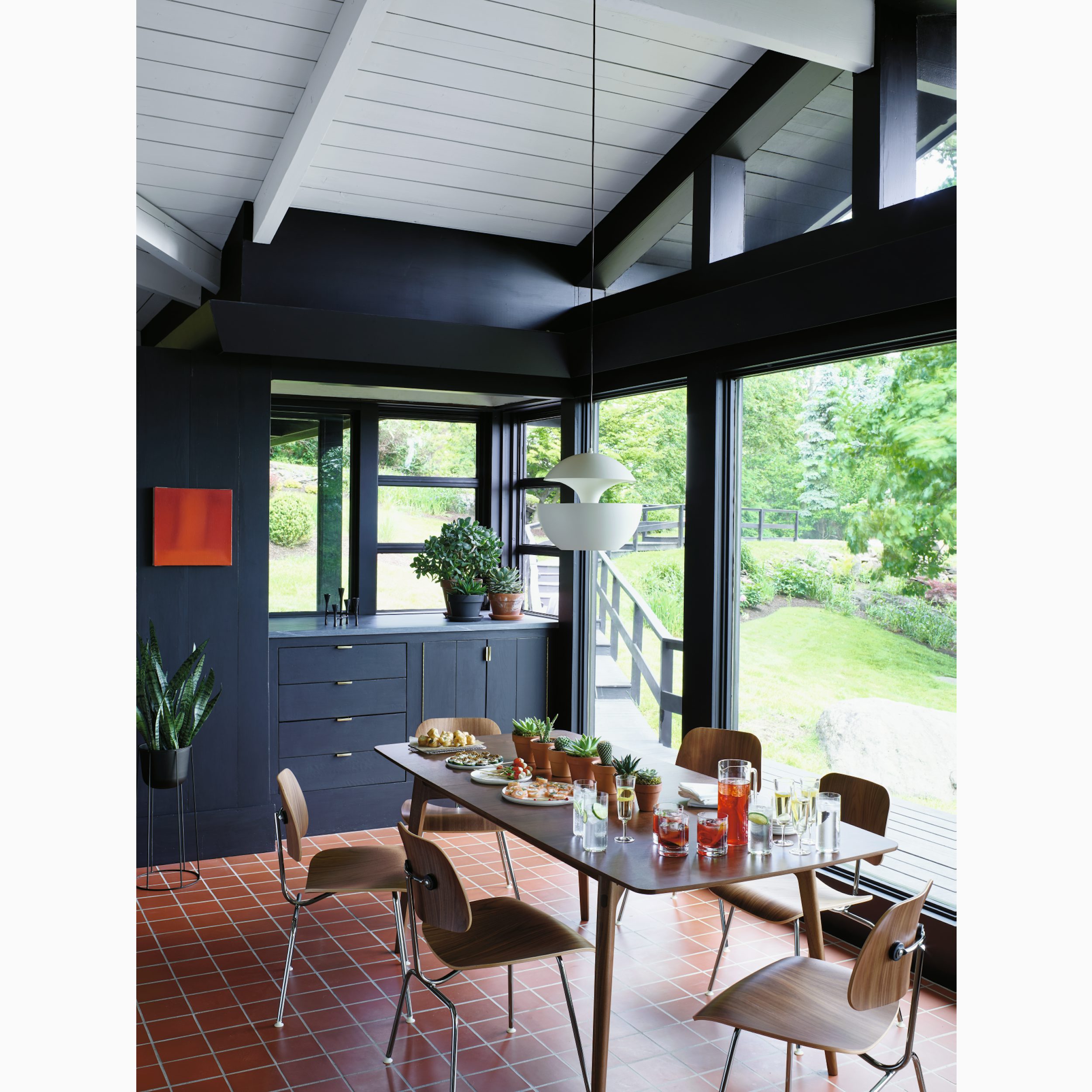 Eames Molded Plywood Dining Chair Metal Base (DCM Eames Molded Plywood Dining Chair Metal Base (DCM