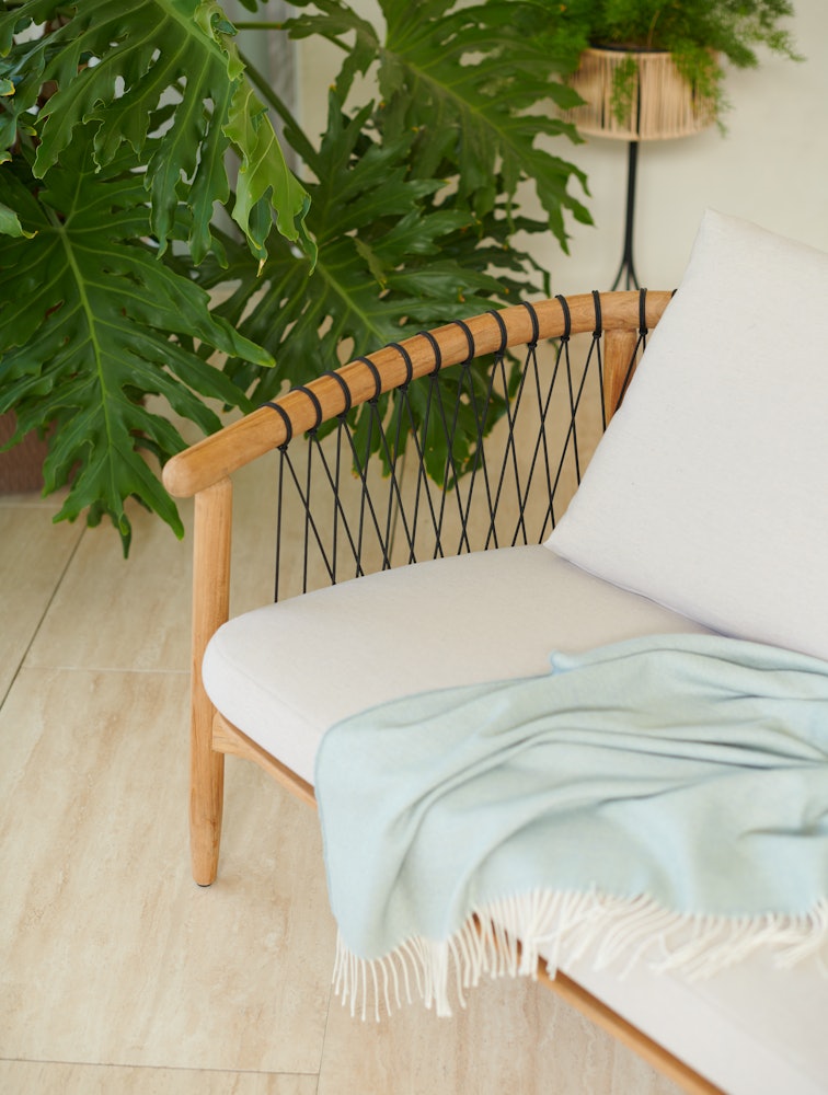 Crosshatch Outdoor Settee
