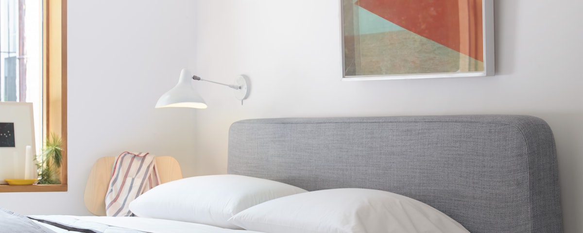 Mantis BS5 SW Sconce