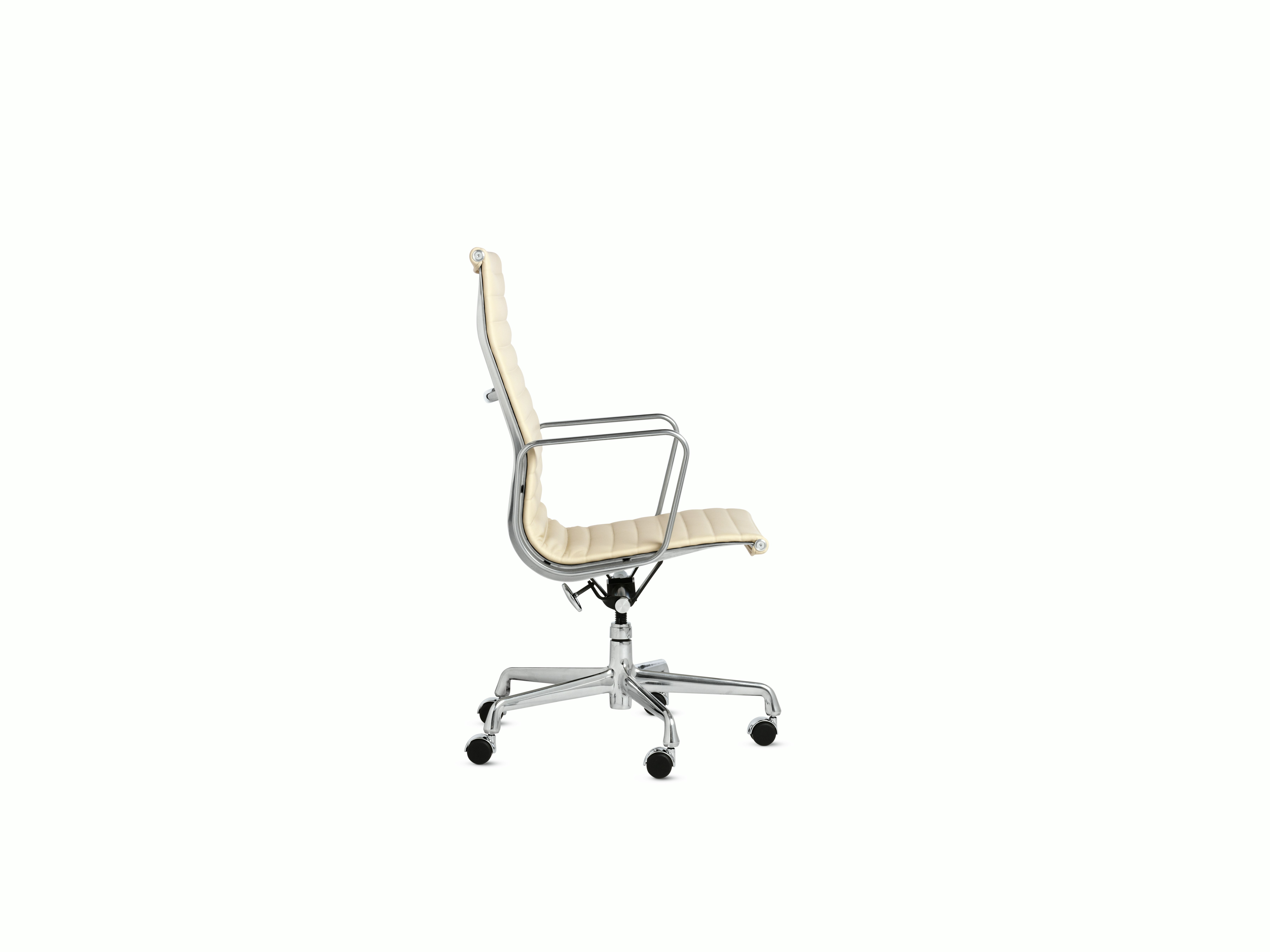 Eames Aluminum Group Executive Chair