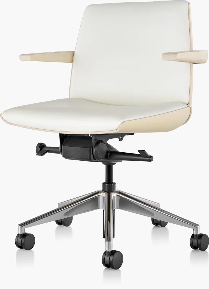 Clamshell Low Back Task Chair