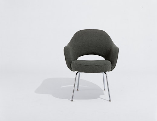 Saarinen Executive Side Chair Saarinen Executive Side Chair