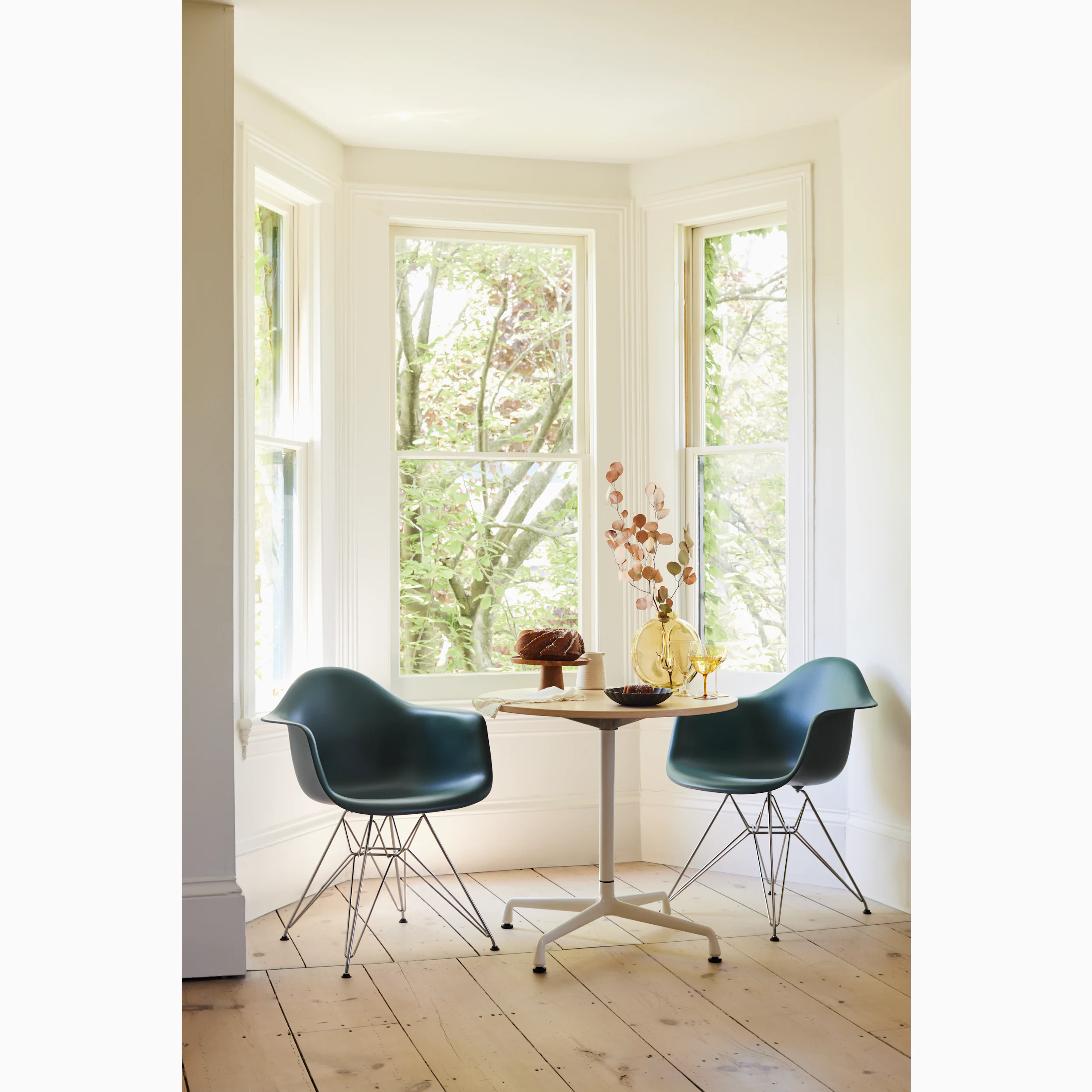 Eames Table, Round Eames Table, Round