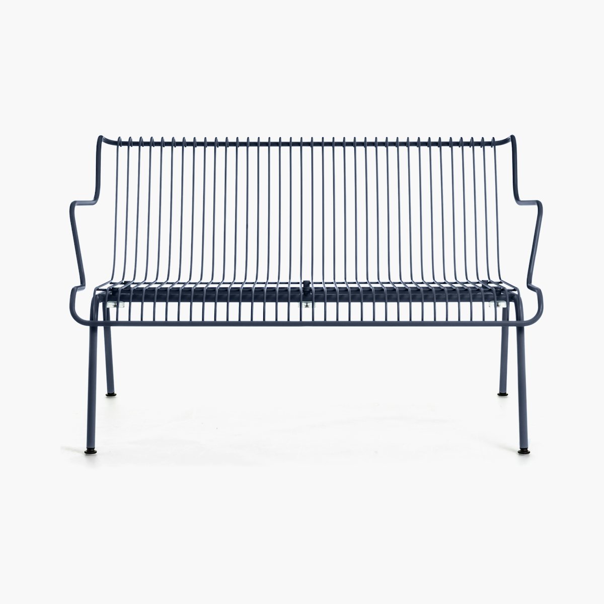South Outdoor Lounge Bench with Arms South Outdoor Lounge Bench with Arms