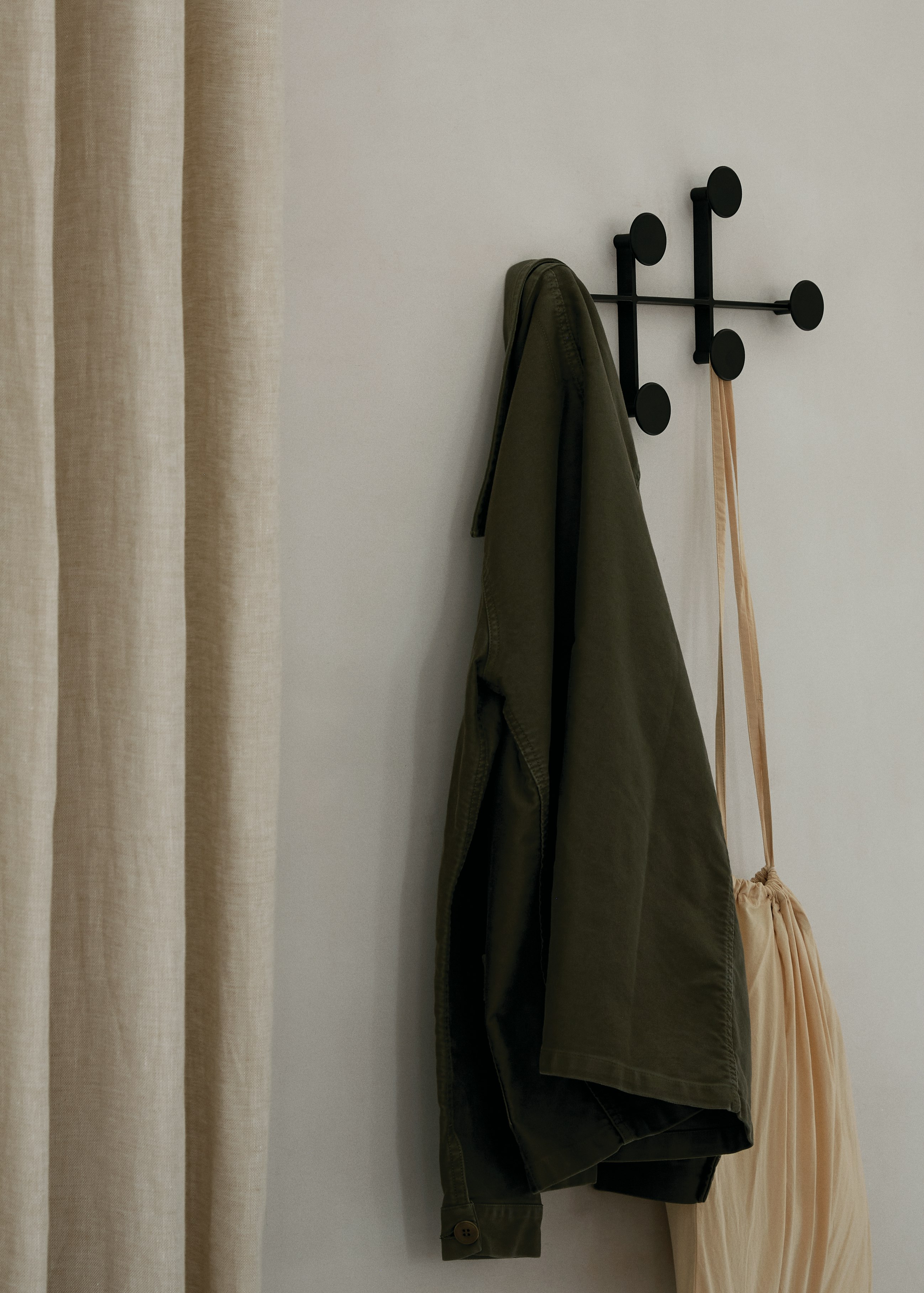 Afteroom Coat Hanger