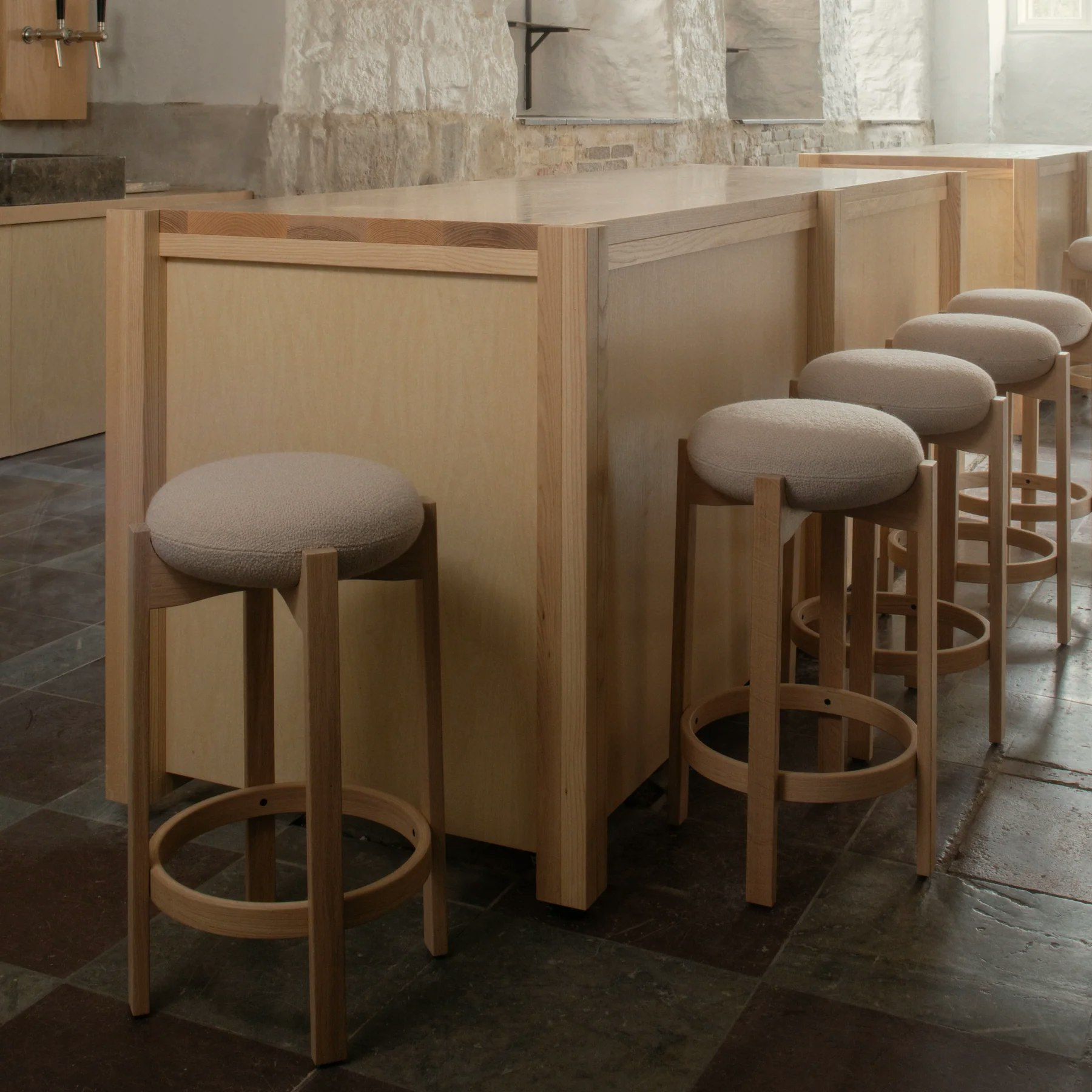 Pioneer Counterstool