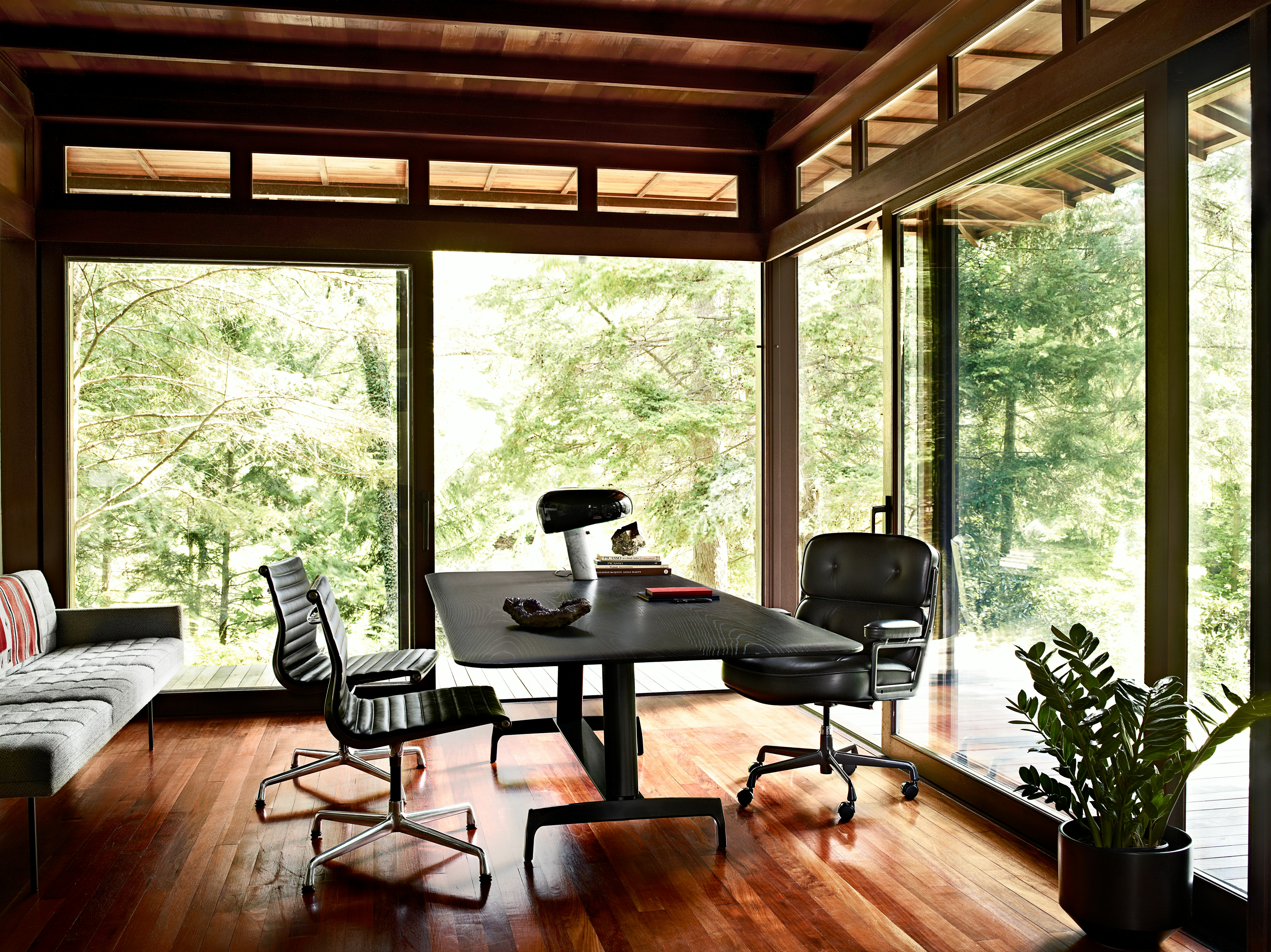 Eames Aluminum Group Side Chair
