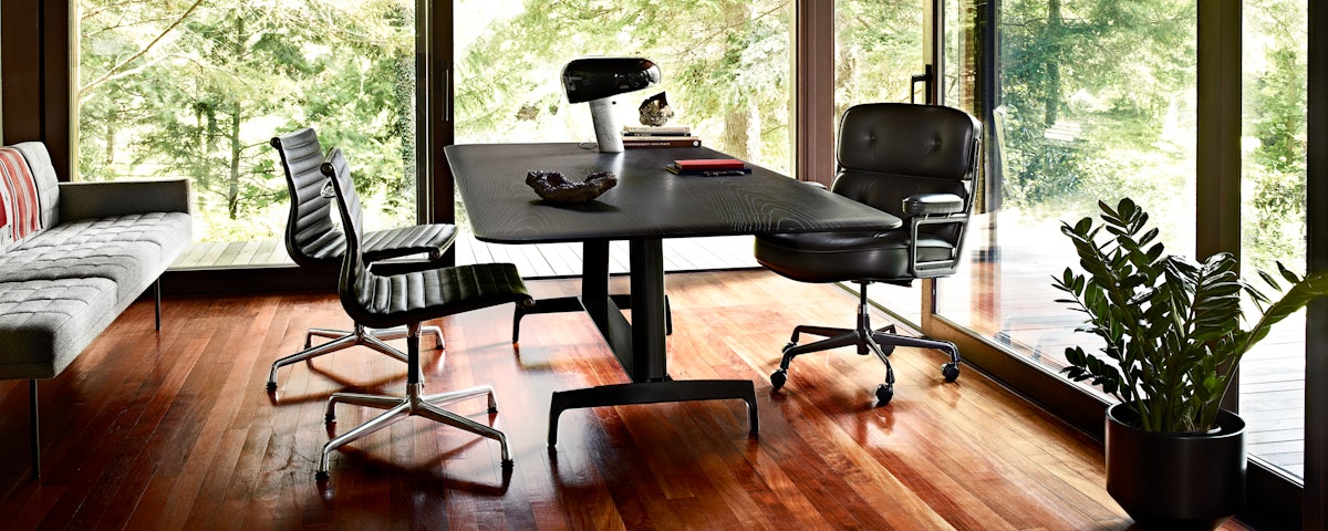 Eames Aluminum Group Side Chair