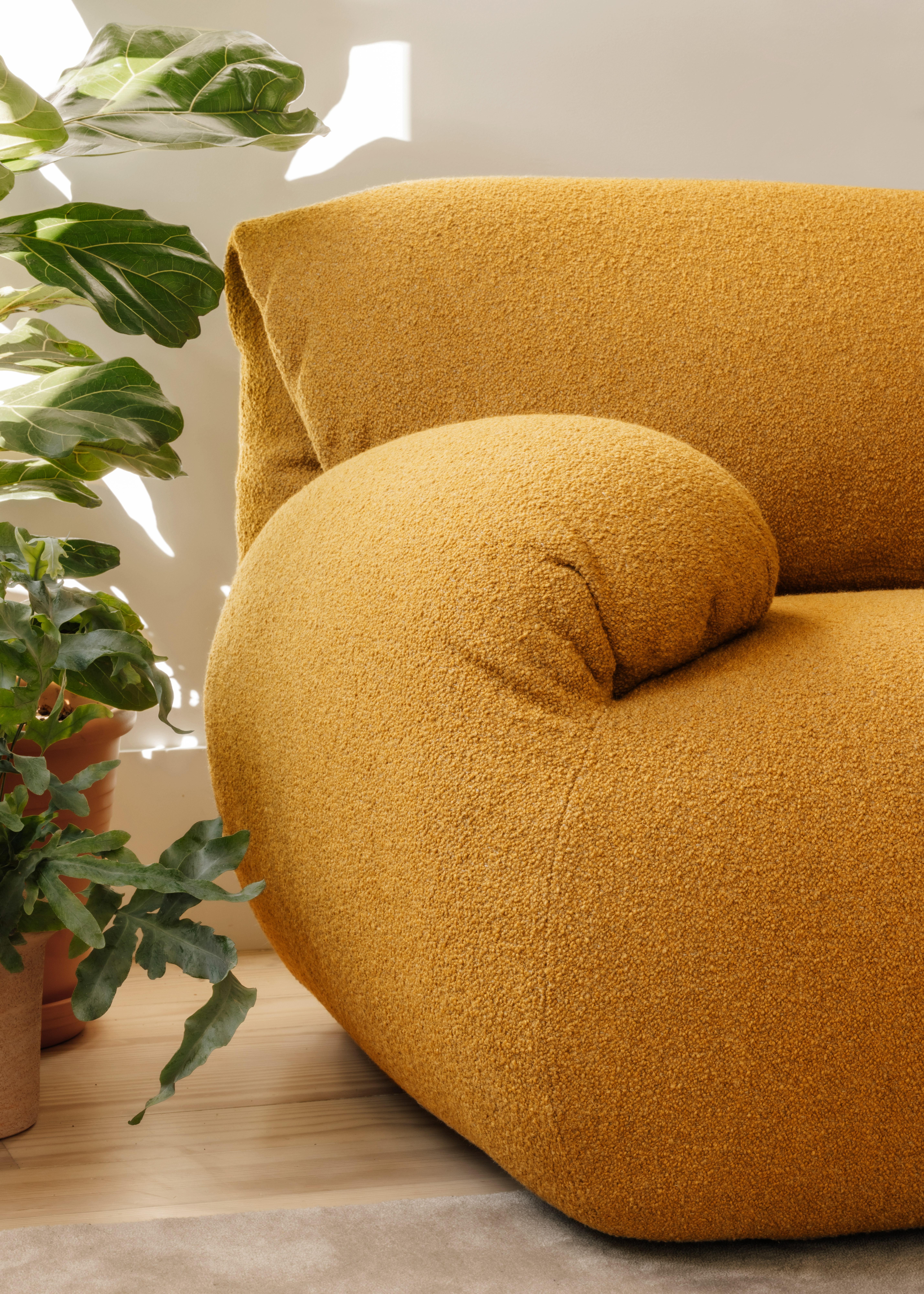 Luva Modular 3 Seat Sofa detail