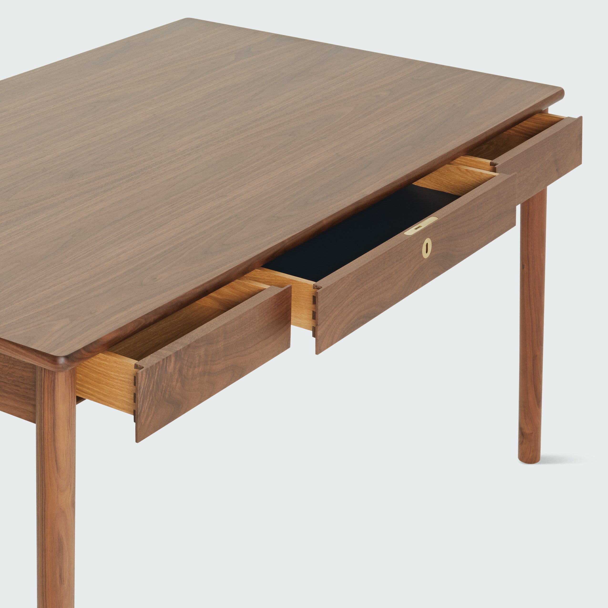 Edel Table