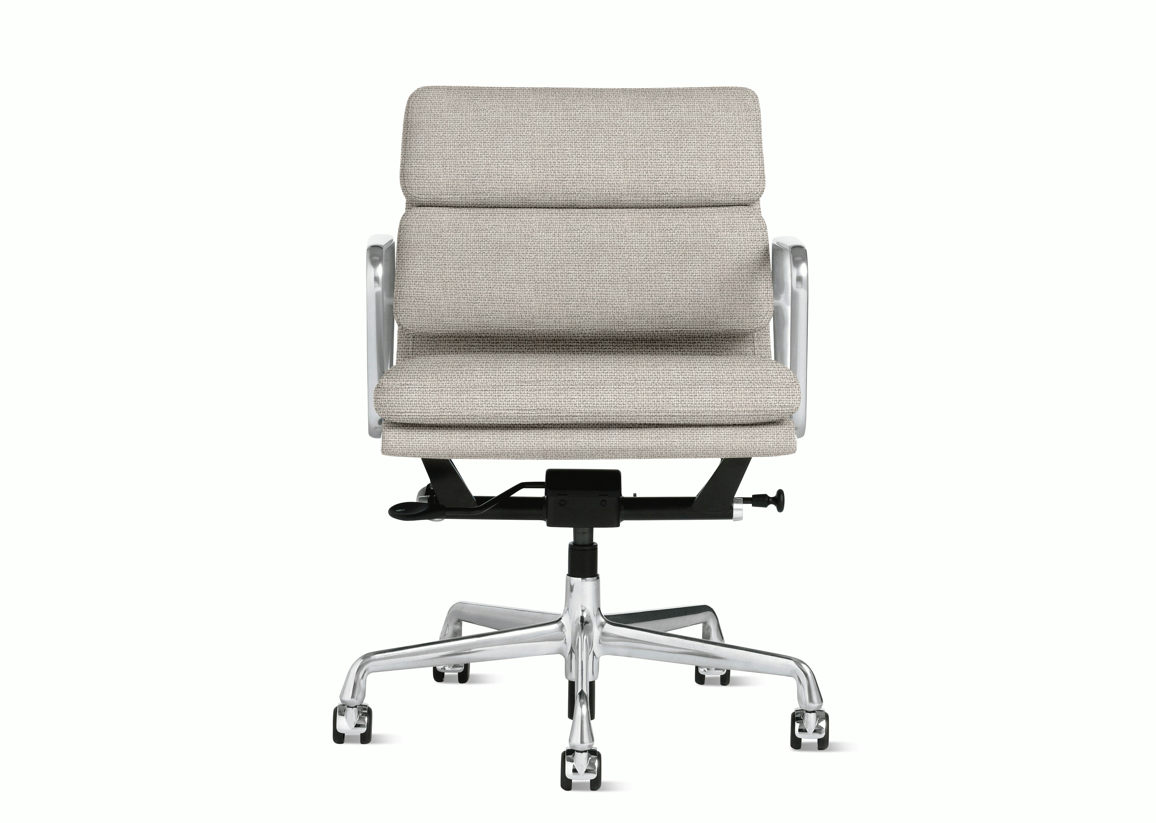 Eames Soft Pad Chair - Management Height
