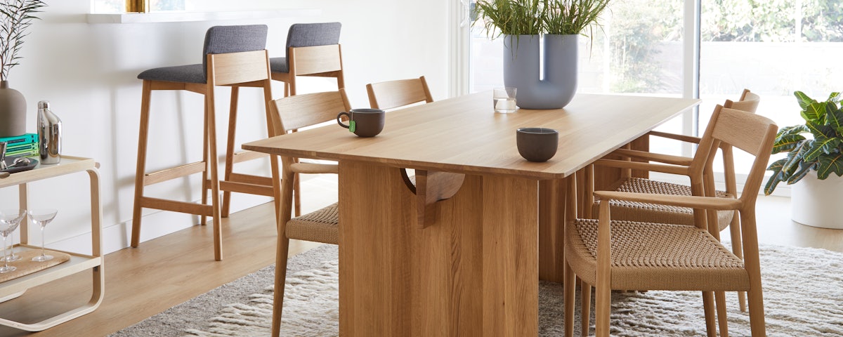 Karimoku Table
