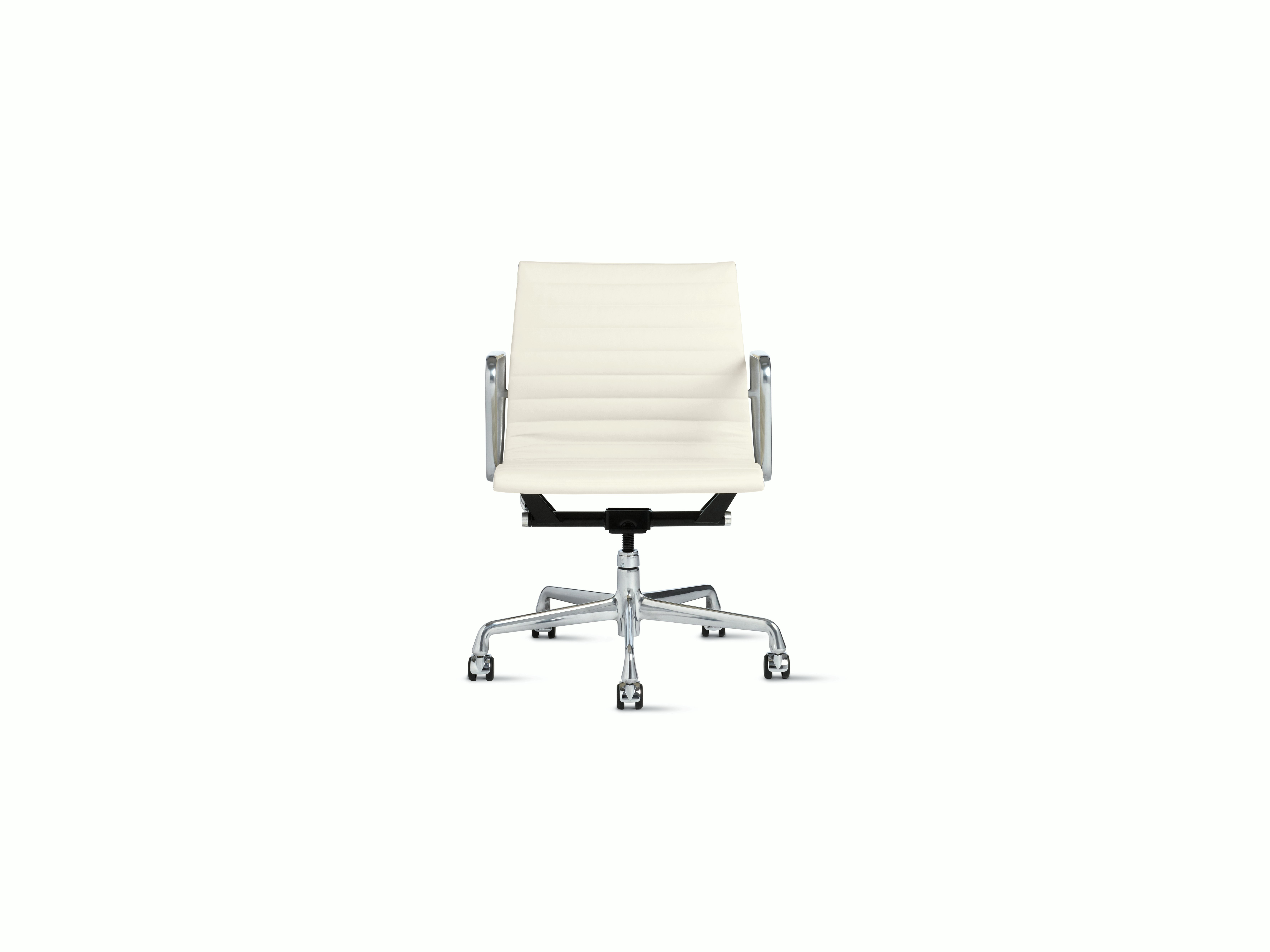Eames Aluminum Group Management Chair