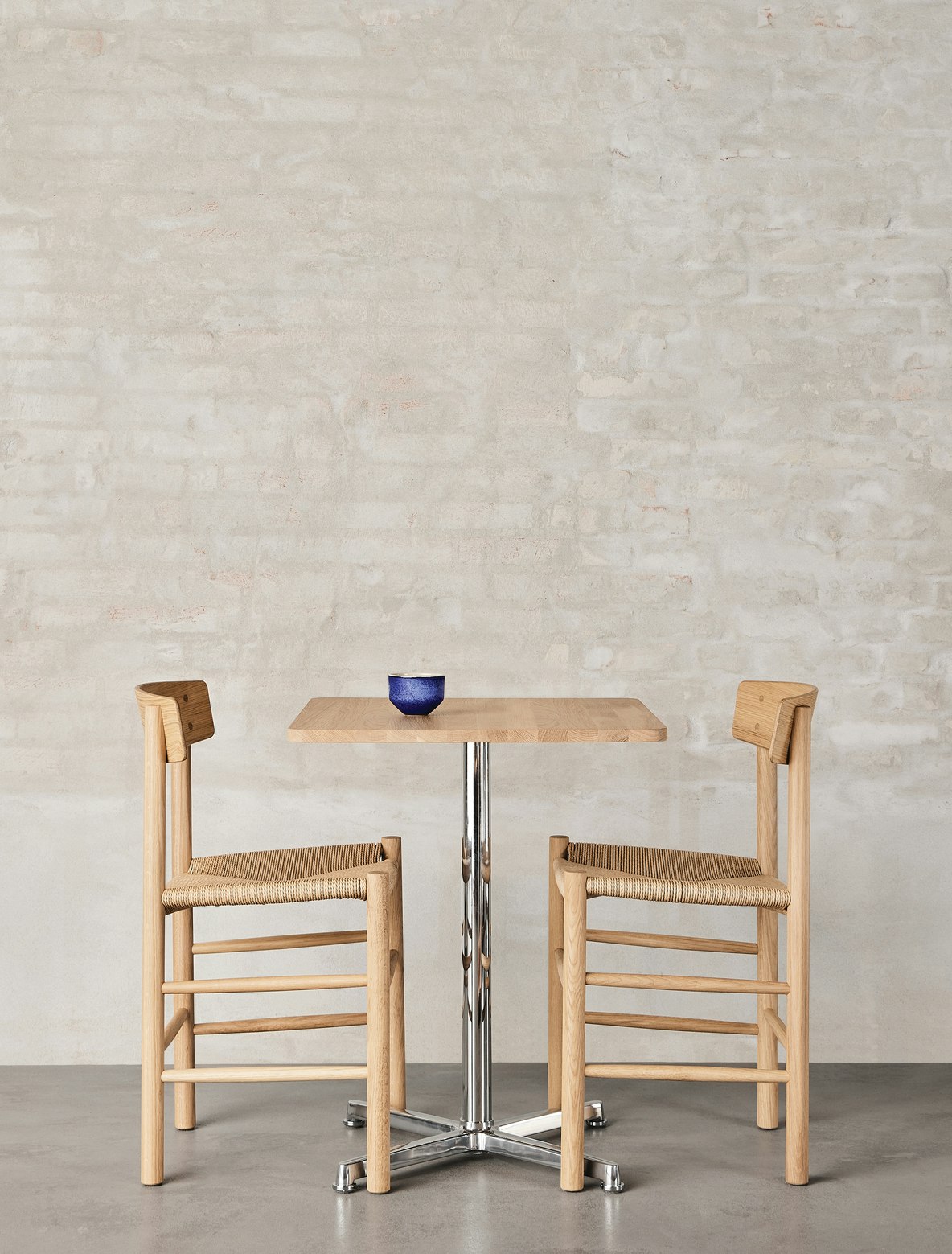 J39 Dining Chair