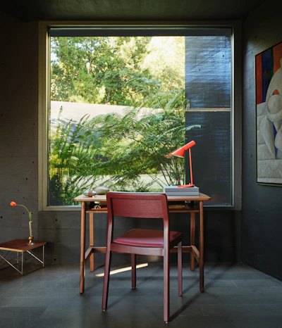 Note Side Chair – Design Within Reach
