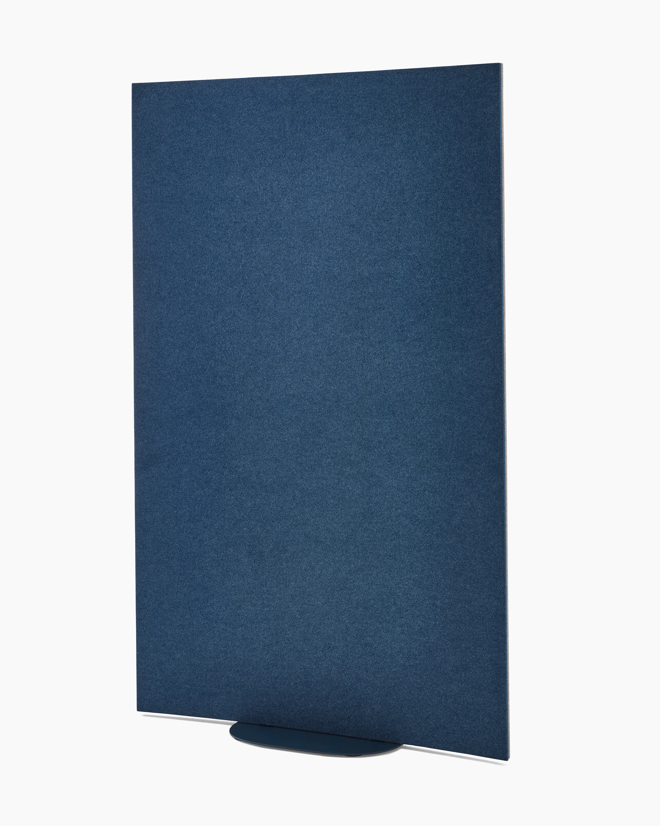 Blue OE1 Curved Screen, viewed from an angle.