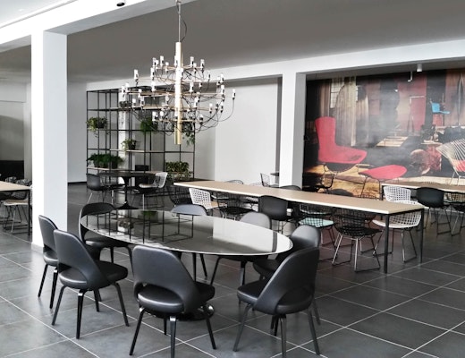 Saarinen Oval Dining Table, Bertoia Side Chair