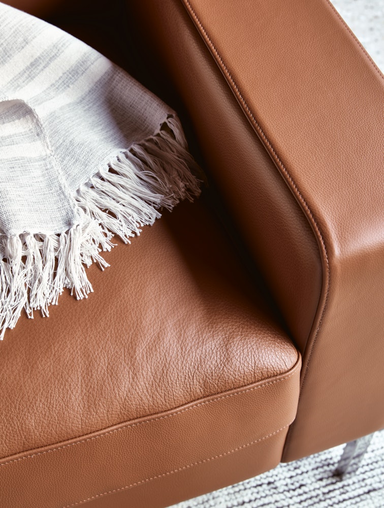 Arena Armchair