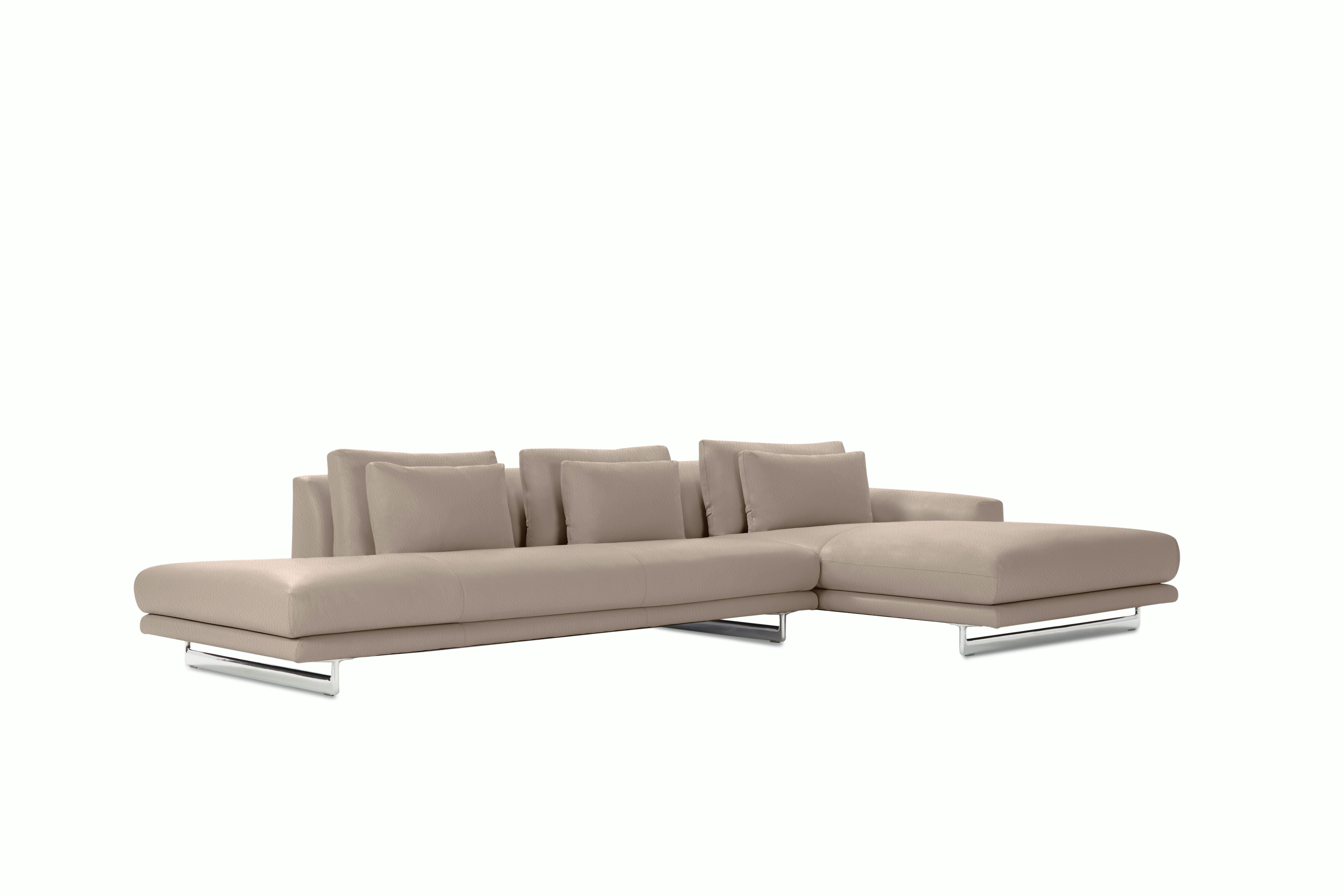 Lecco Open Sectional