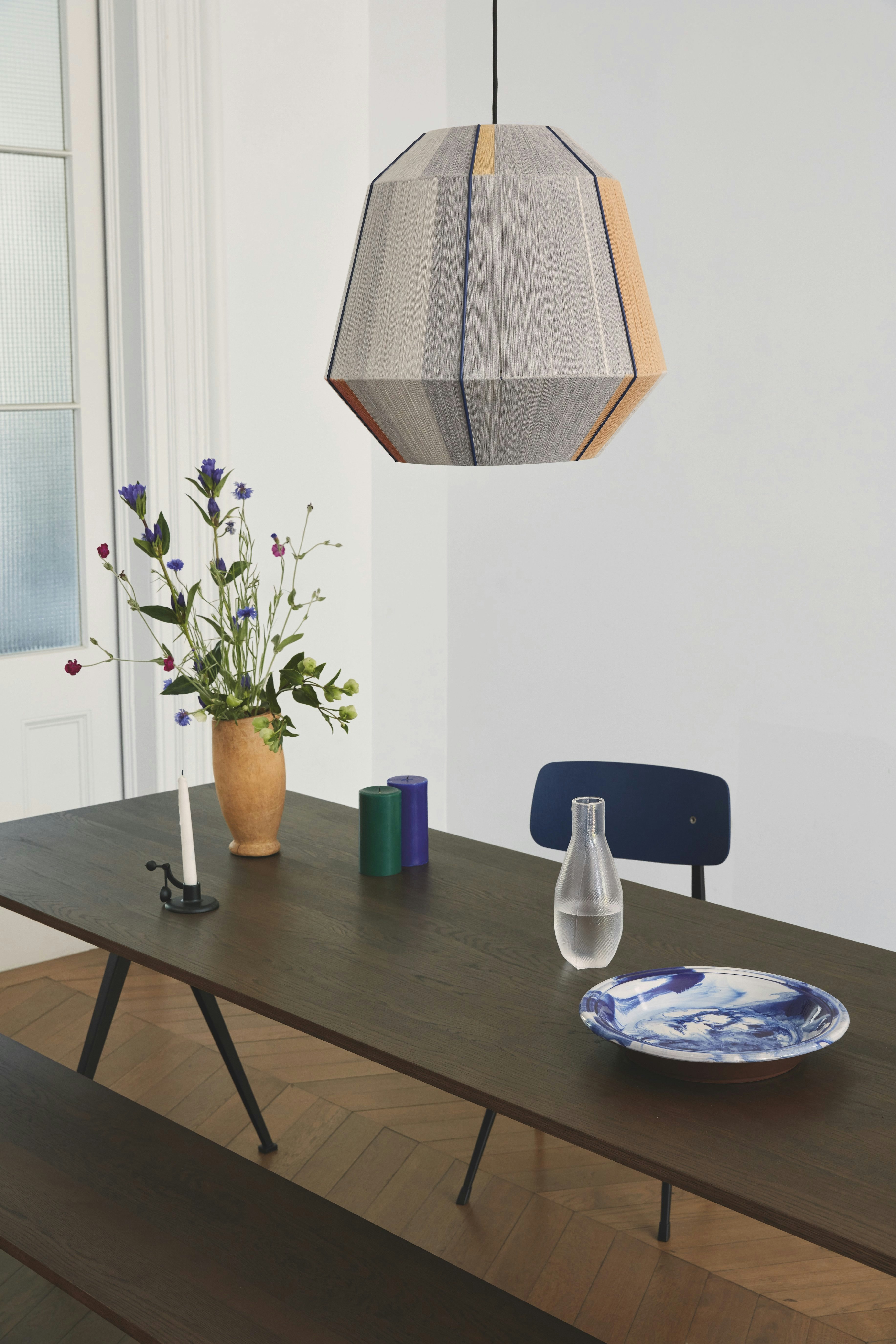 Pyramid Table 02 – Design Within Reach