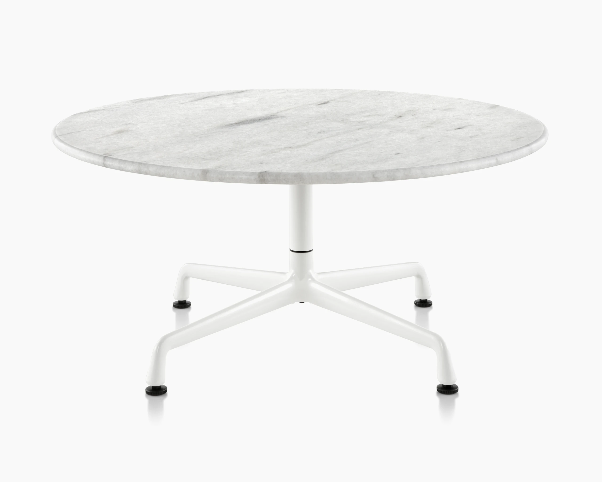 Eames Round Table Outdoor