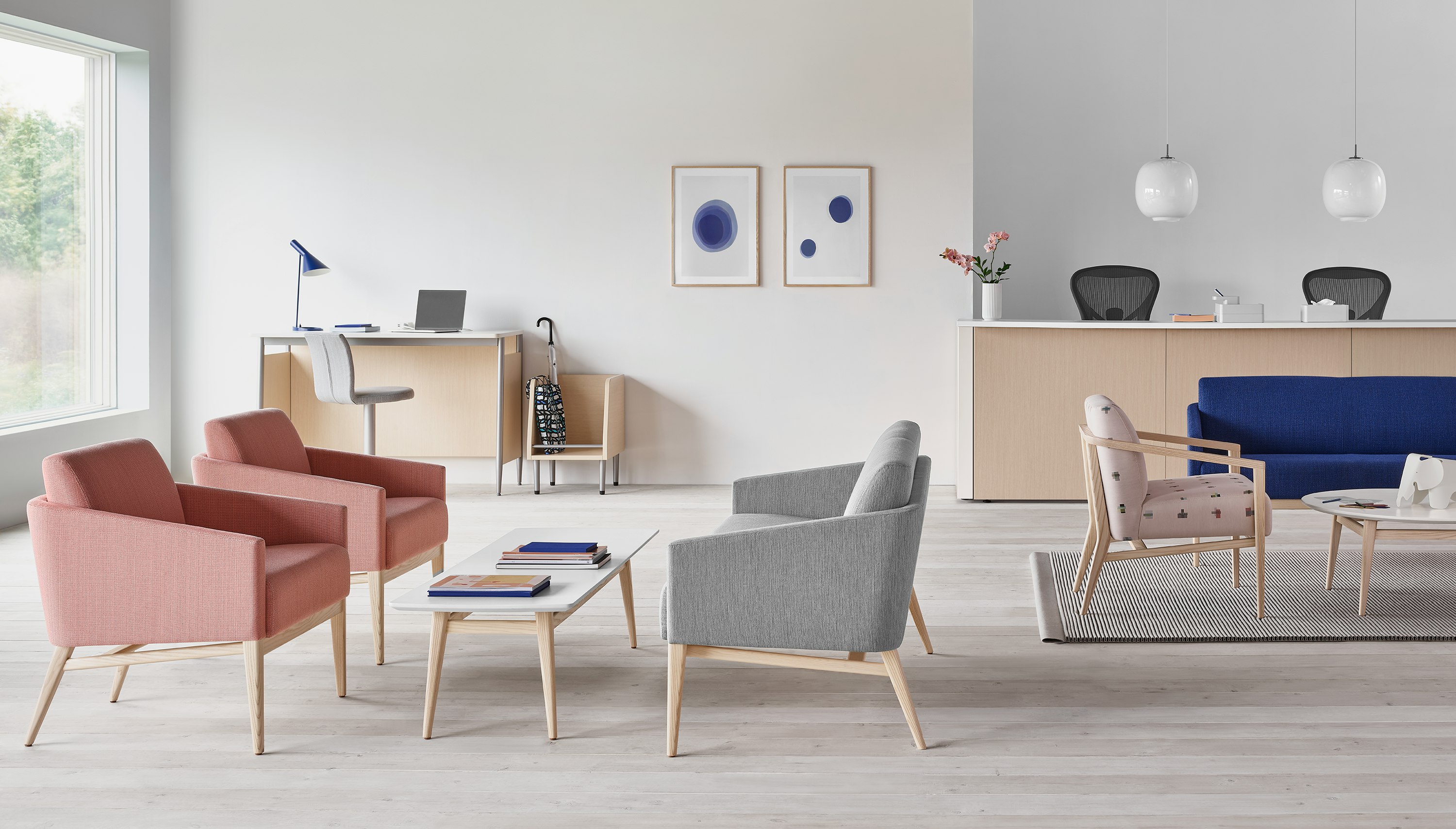 Environment view of the Palisade Collection featuring Palisade Lounge seating.