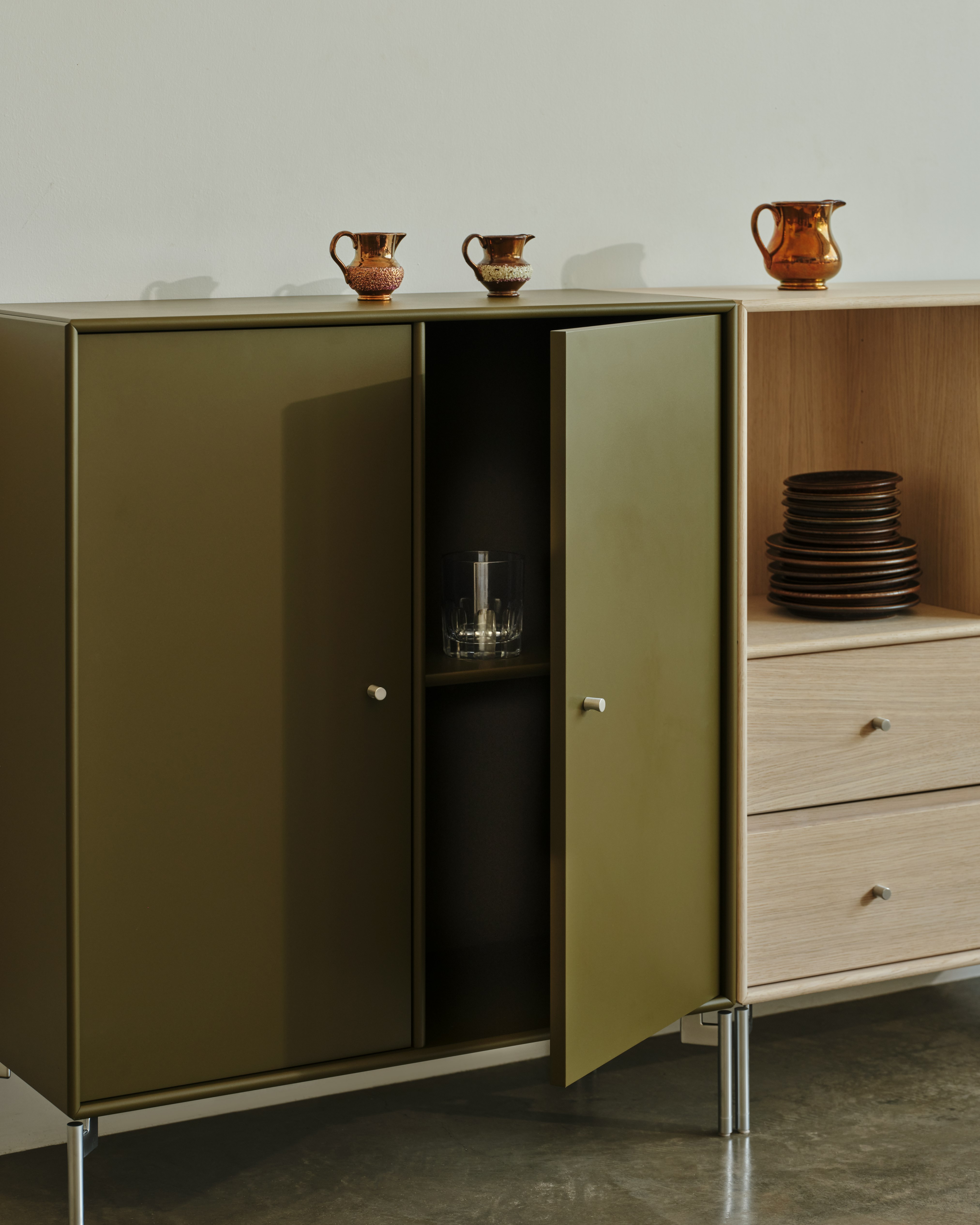 Cover Cabinet