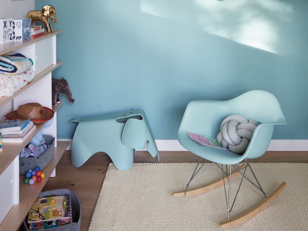 Eames Elephant