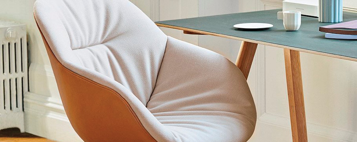 About A Chair 153 Soft Duo Task Armchair